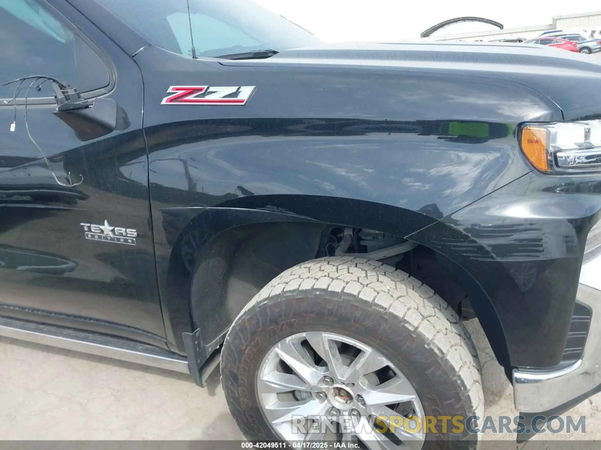 17 Photograph of a damaged car 1GCUYGED7NZ165321 CHEVROLET SILVERADO 1500 LTD 2022