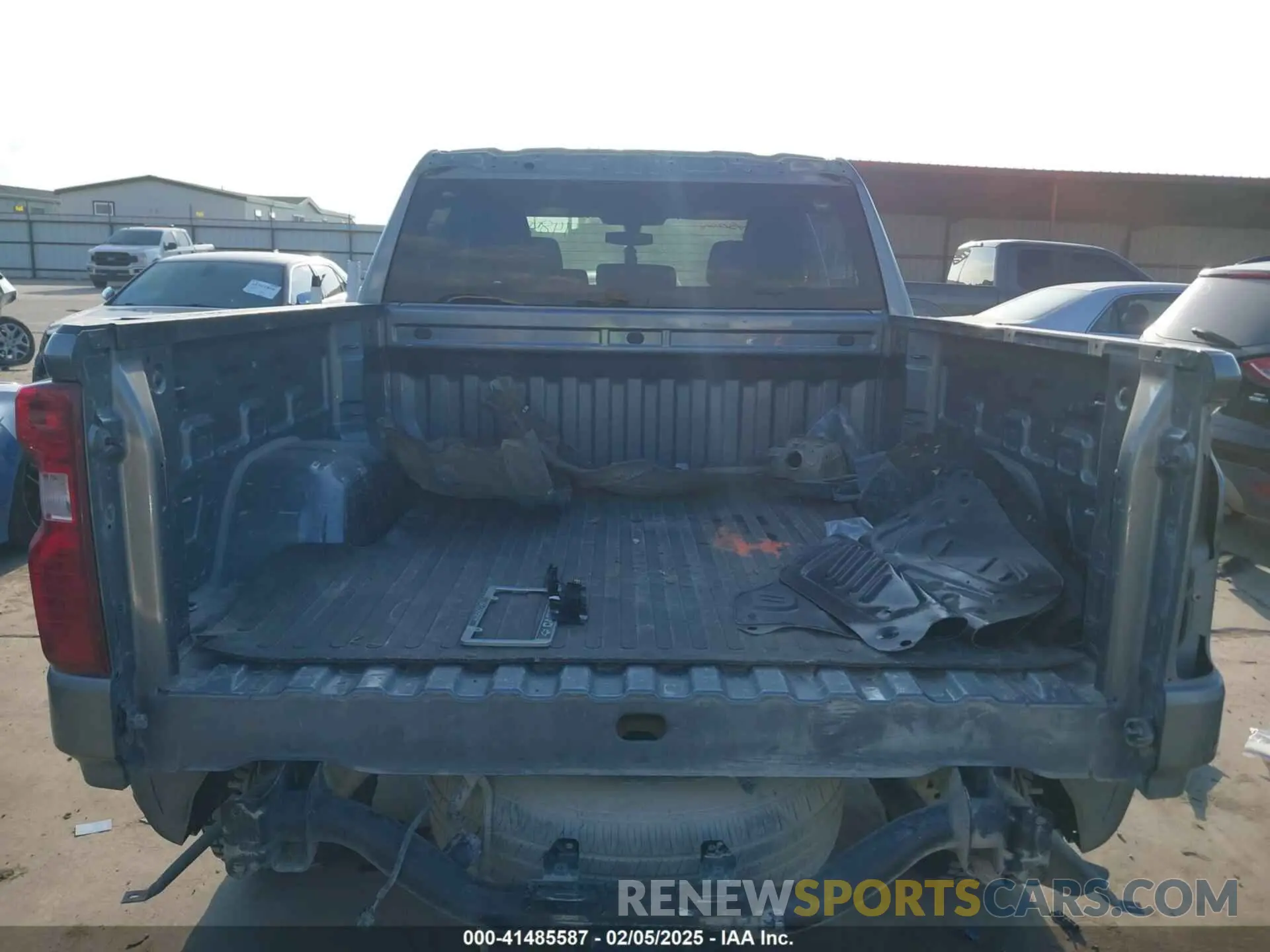 17 Photograph of a damaged car 3GCPWCED5NG138842 CHEVROLET SILVERADO 1500 LTD 2022
