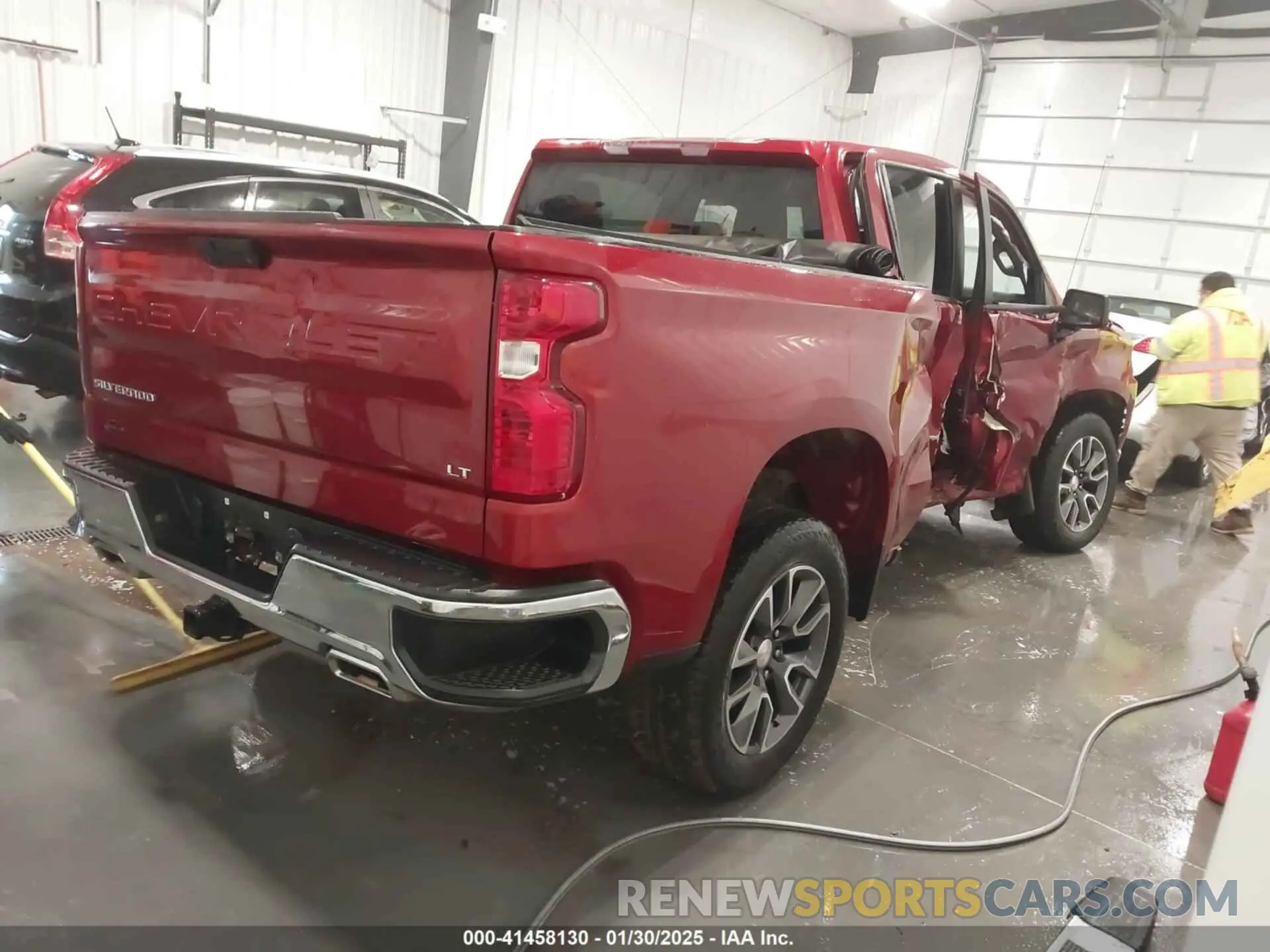 4 Photograph of a damaged car 3GCUYDED2NG177049 CHEVROLET SILVERADO 1500 LTD 2022
