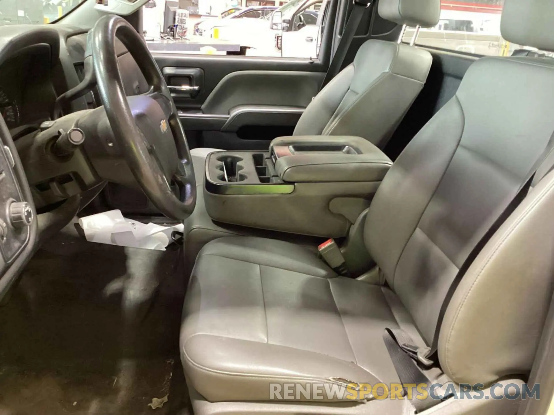 18 Photograph of a damaged car 1GB3CVCG6KF199067 CHEVROLET SILVERADO 2019