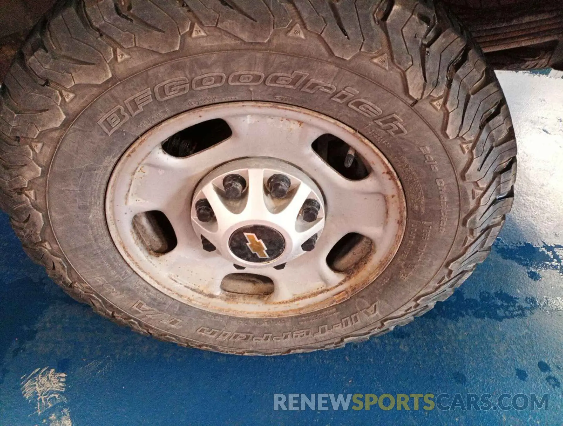 39 Photograph of a damaged car 1GC1KREG3KF211668 CHEVROLET SILVERADO 2019