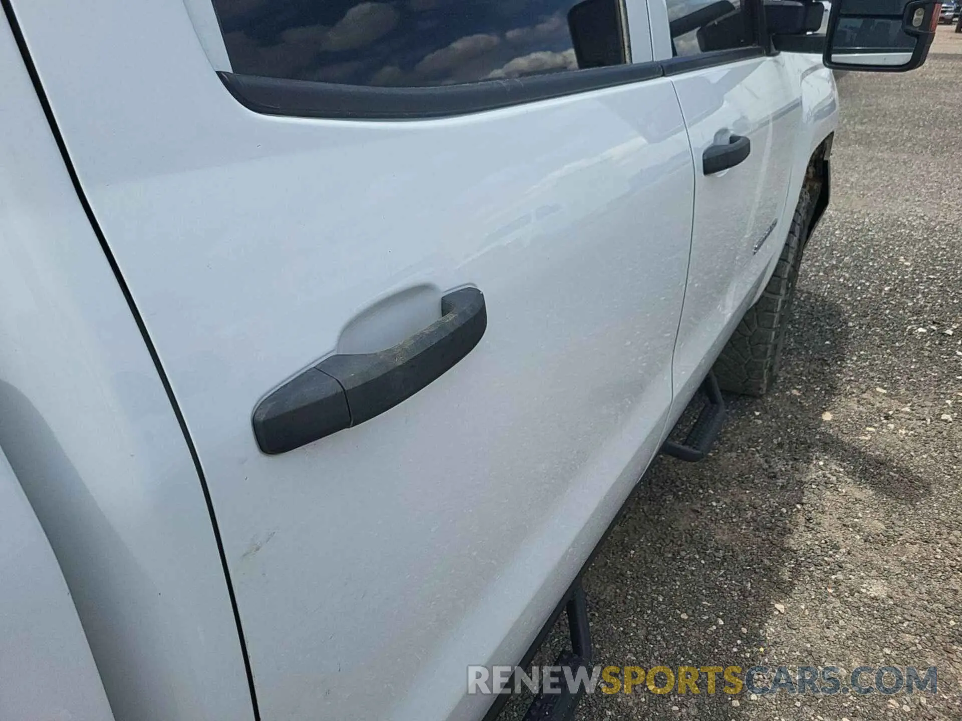 24 Photograph of a damaged car 1GC1KREG5KF178298 CHEVROLET SILVERADO 2019