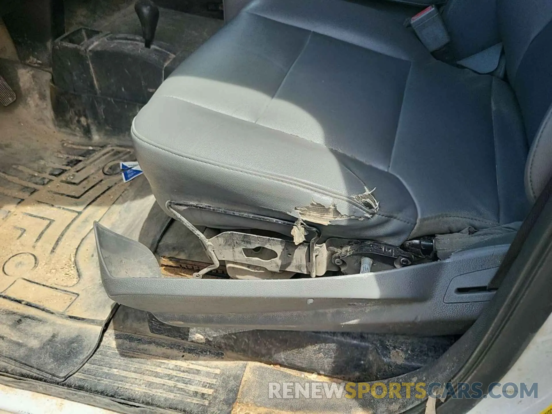 27 Photograph of a damaged car 1GC1KREG5KF178298 CHEVROLET SILVERADO 2019