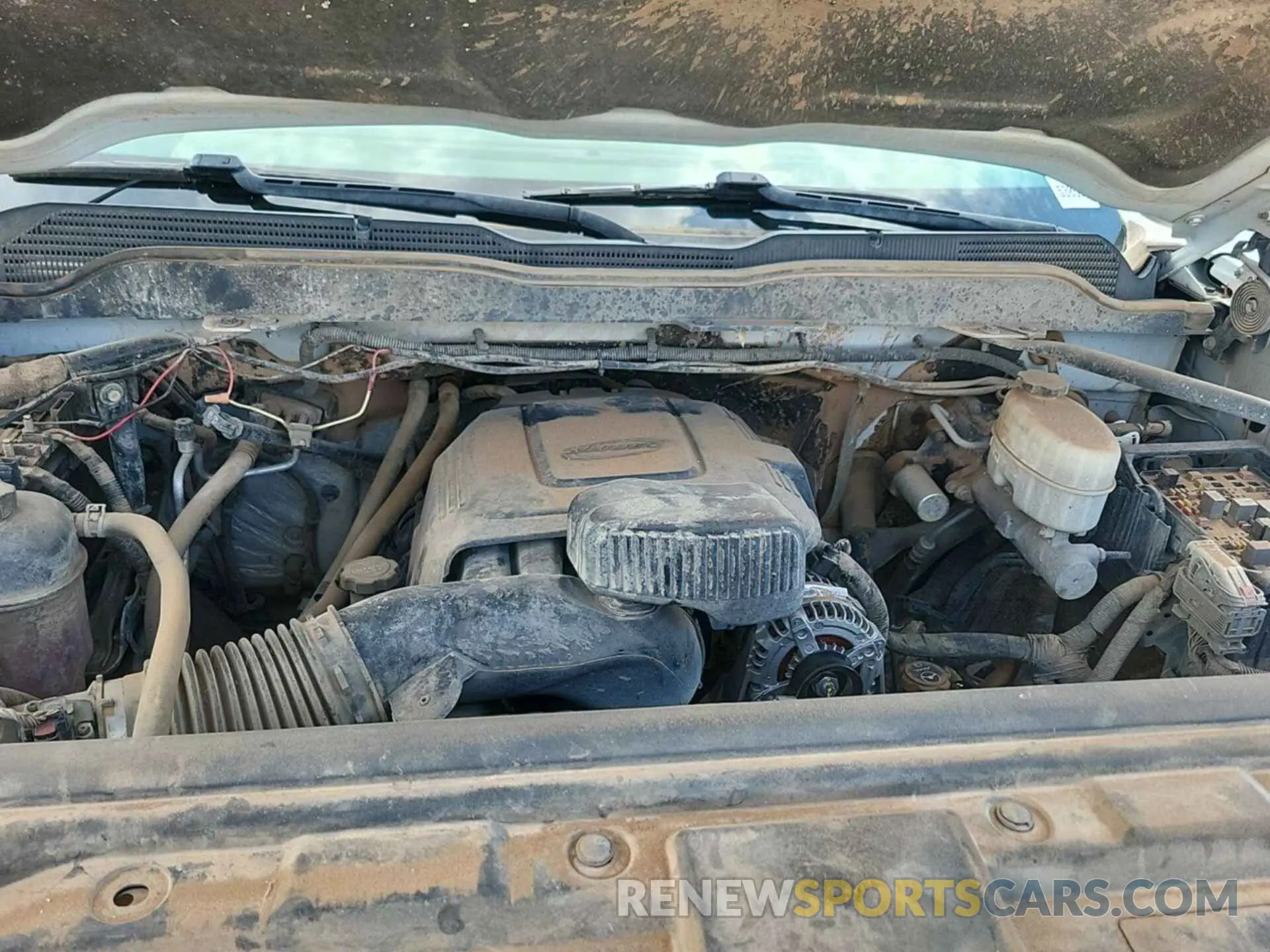 33 Photograph of a damaged car 1GC1KREG5KF178298 CHEVROLET SILVERADO 2019