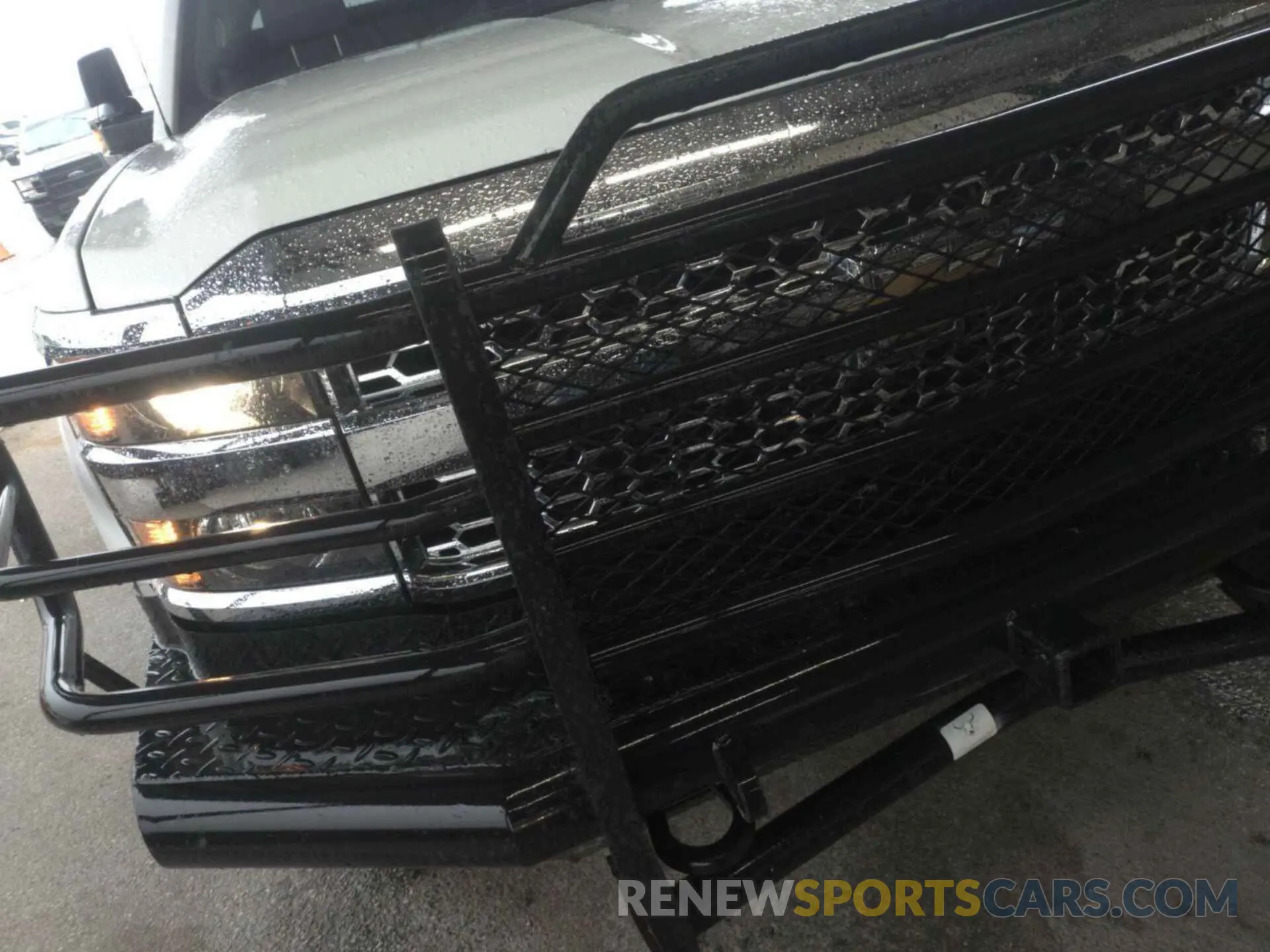 1 Фотография поврежденного автомобиля 2GC2KREG0K1204611 CHEVROLET SILVERADO 2019