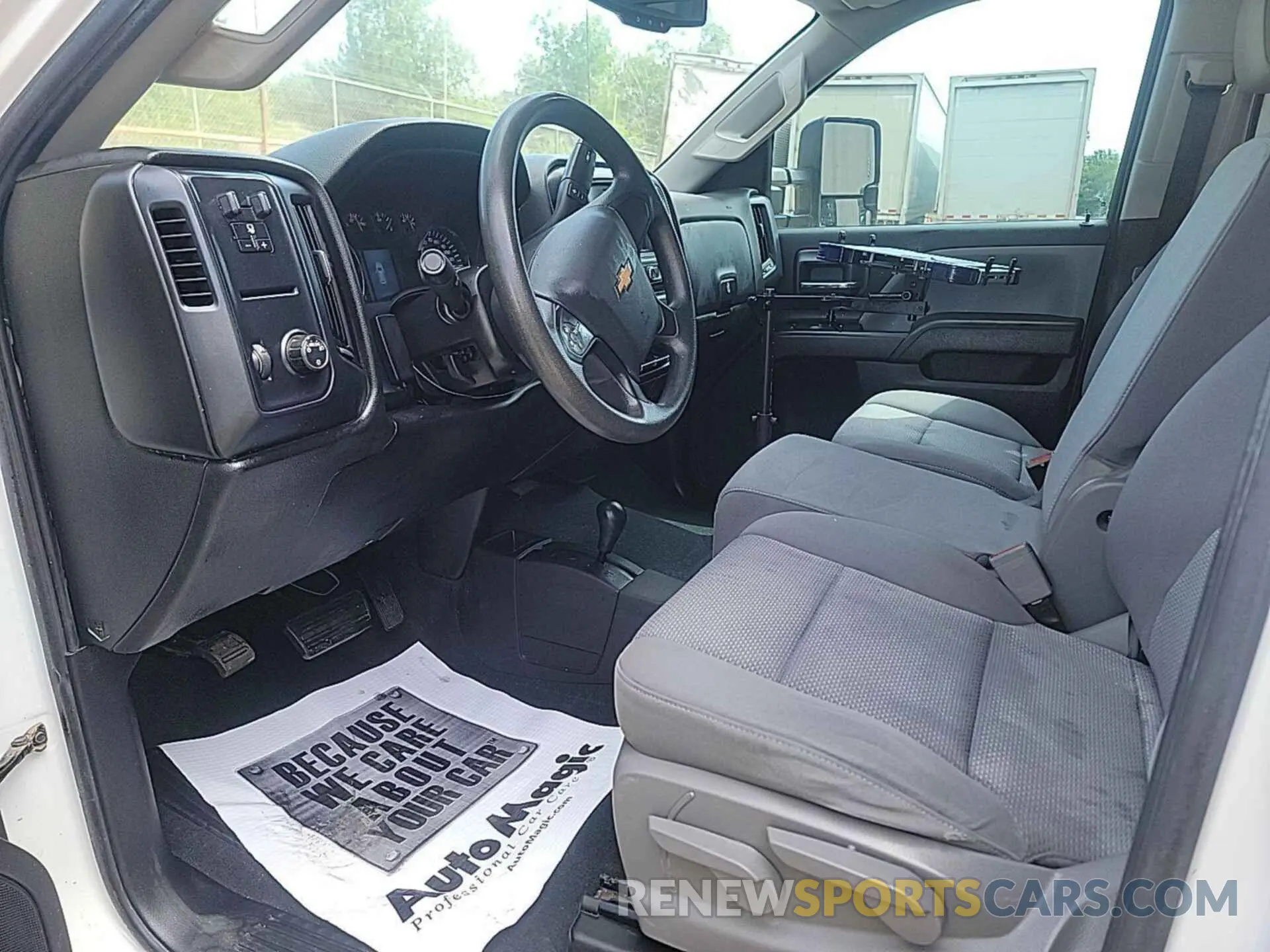 19 Фотография поврежденного автомобиля 2GC2KREG0K1204611 CHEVROLET SILVERADO 2019
