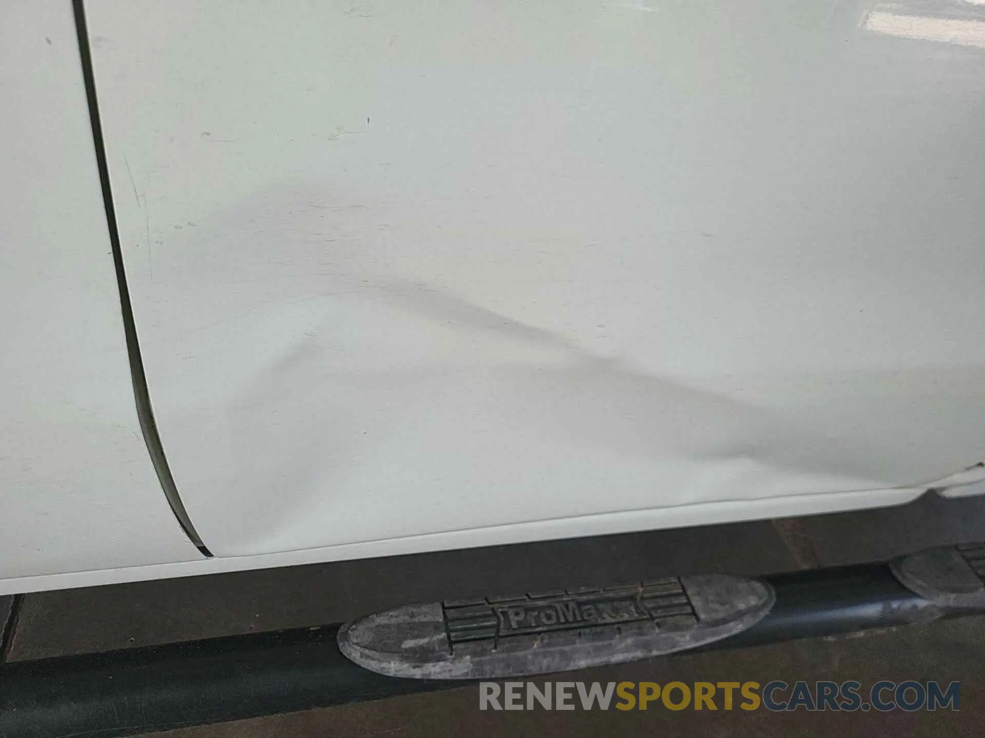 10 Photograph of a damaged car 2GC2KREG0K1204947 CHEVROLET SILVERADO 2019