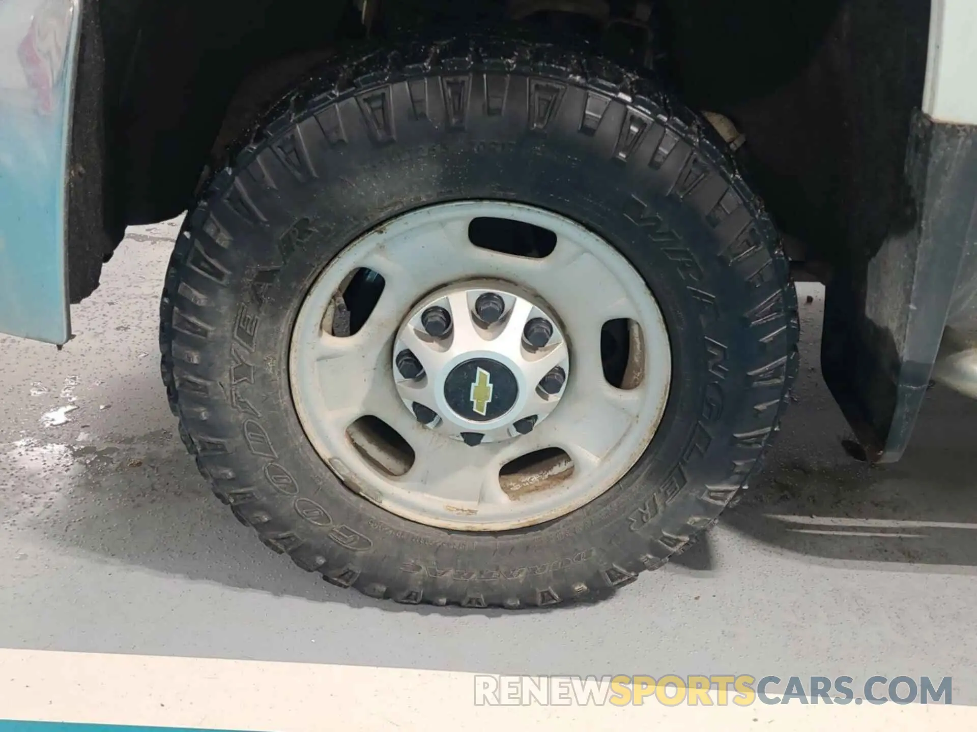15 Photograph of a damaged car 2GC2KREG6K1117389 CHEVROLET SILVERADO 2019