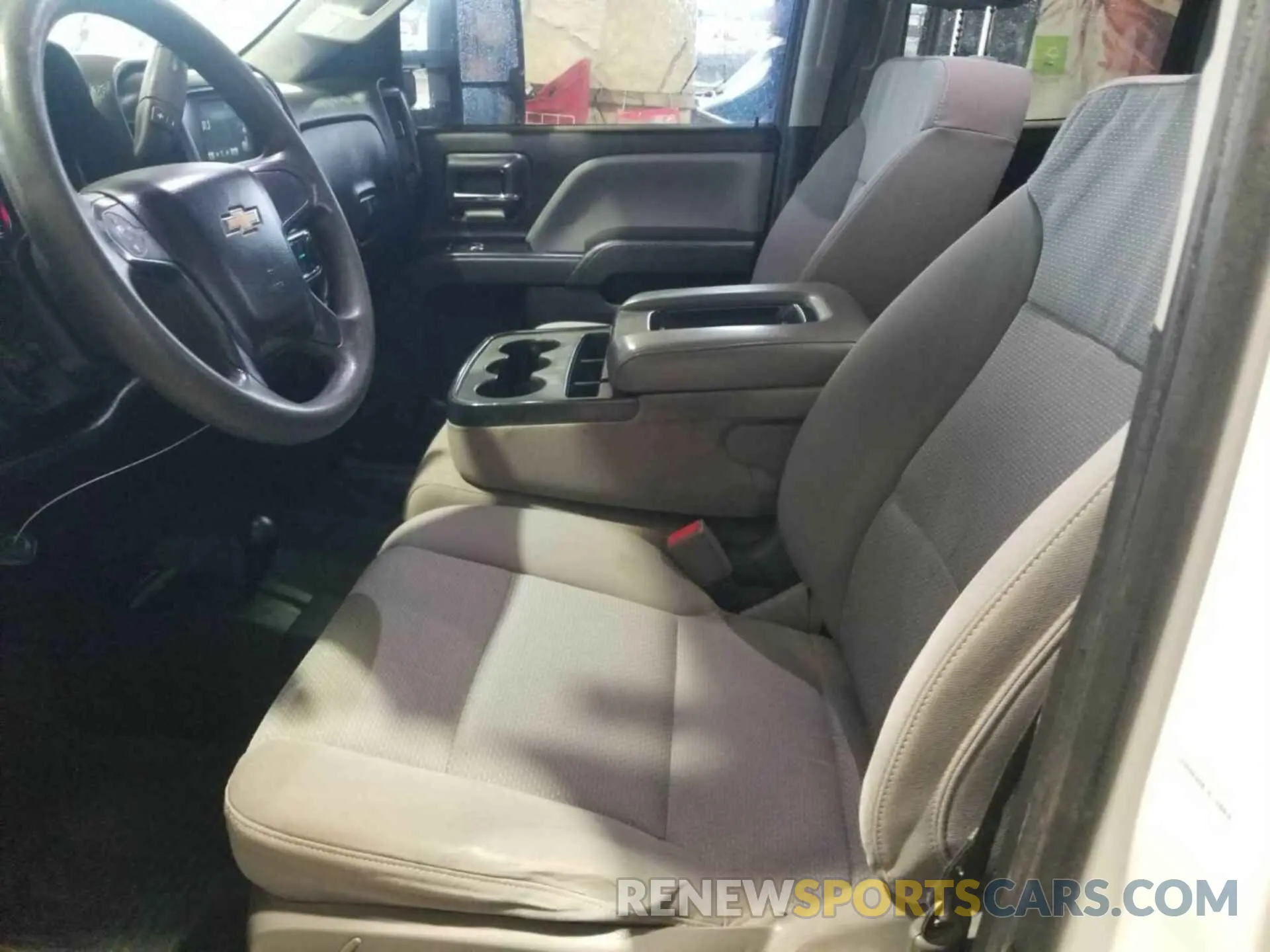 14 Фотография поврежденного автомобиля 2GC2KREG8K1118401 CHEVROLET SILVERADO 2019
