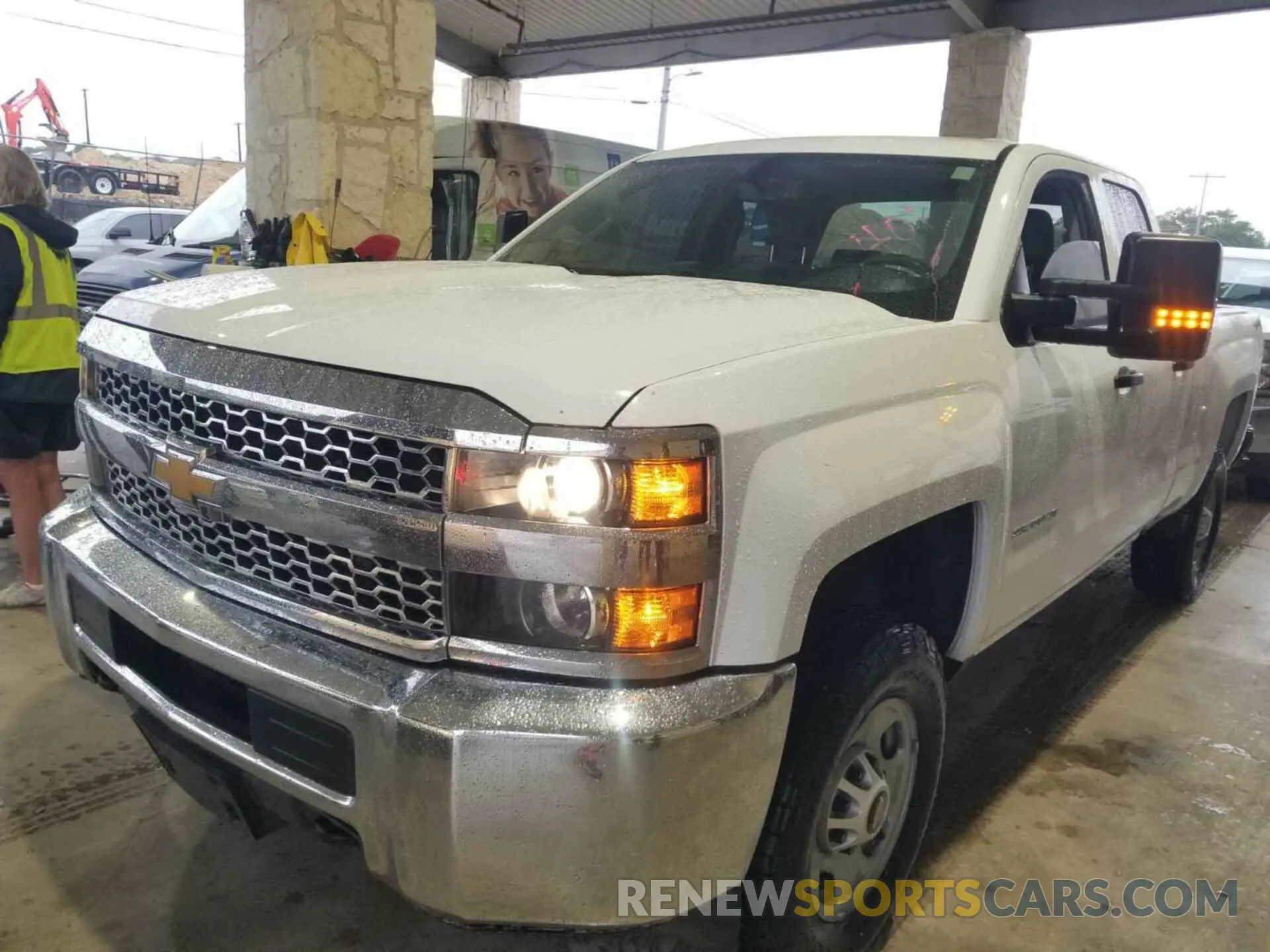 19 Фотография поврежденного автомобиля 2GC2KREG8K1118401 CHEVROLET SILVERADO 2019