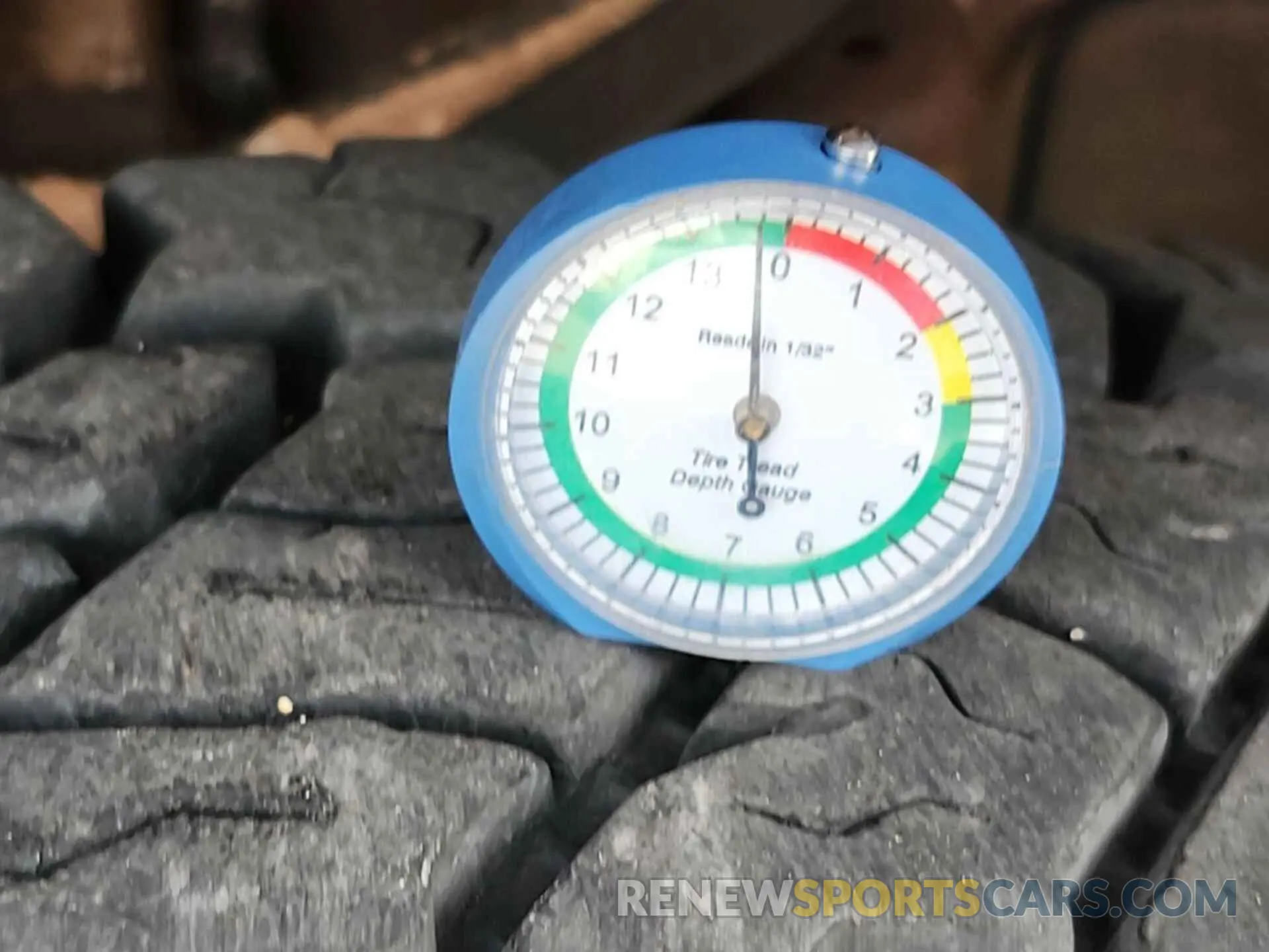 13 Photograph of a damaged car 2GC2KREG9K1155599 CHEVROLET SILVERADO 2019