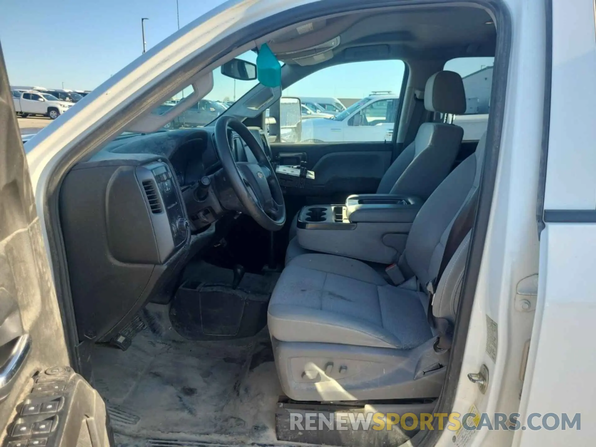 21 Фотография поврежденного автомобиля 2GC2KREG9K1185489 CHEVROLET SILVERADO 2019