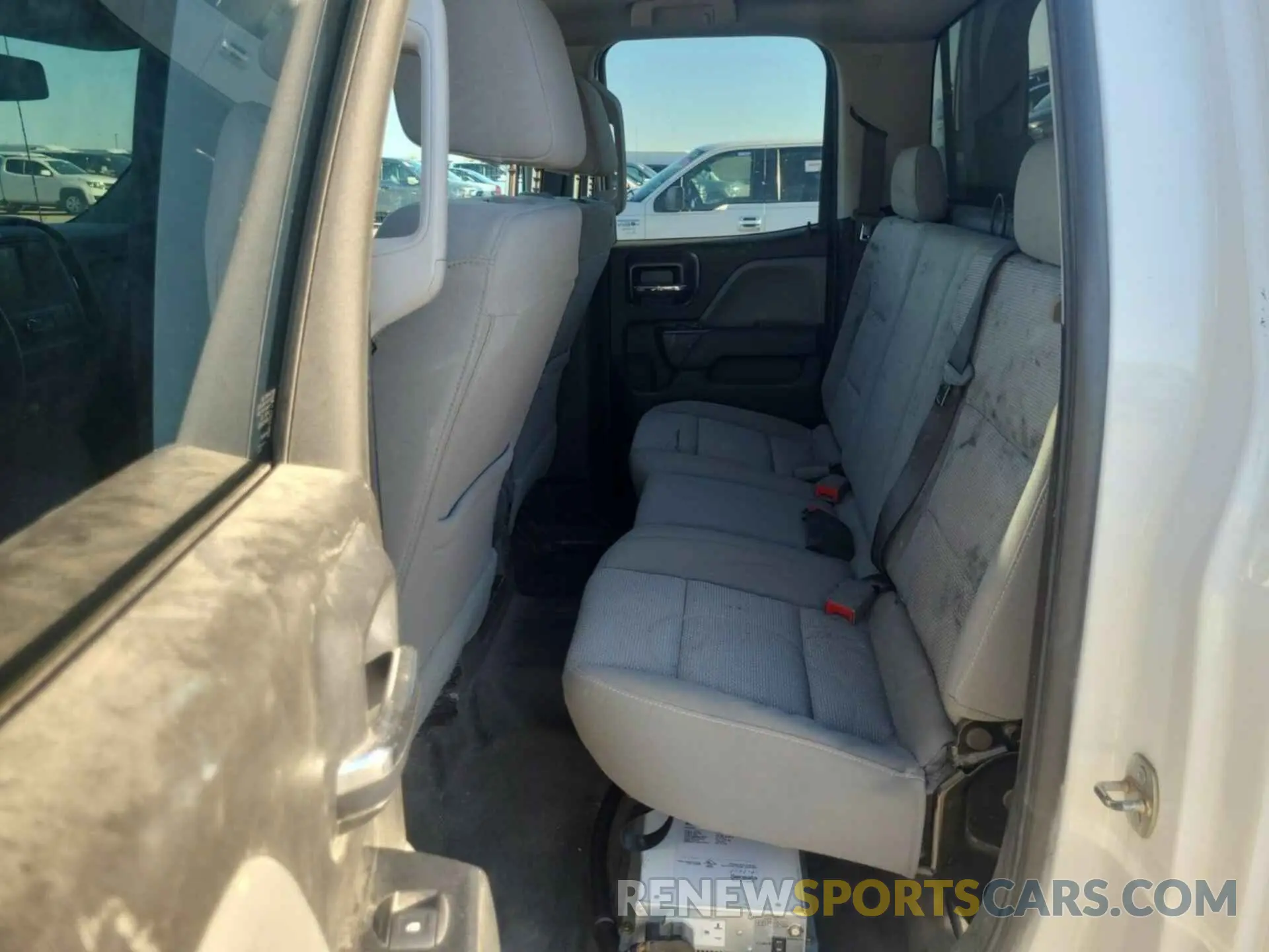 28 Фотография поврежденного автомобиля 2GC2KREG9K1185489 CHEVROLET SILVERADO 2019
