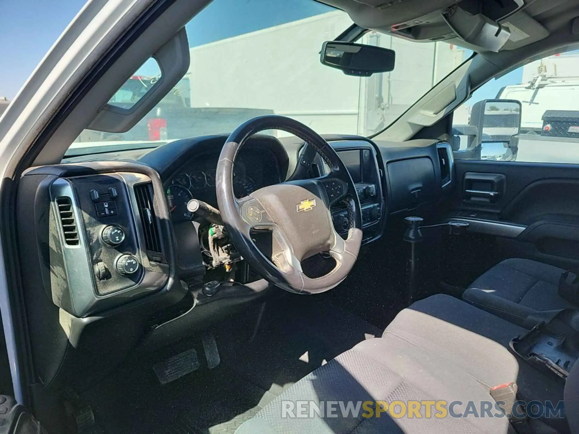 6 Фотография поврежденного автомобиля 2GC2KSEG0K1209833 CHEVROLET SILVERADO 2019