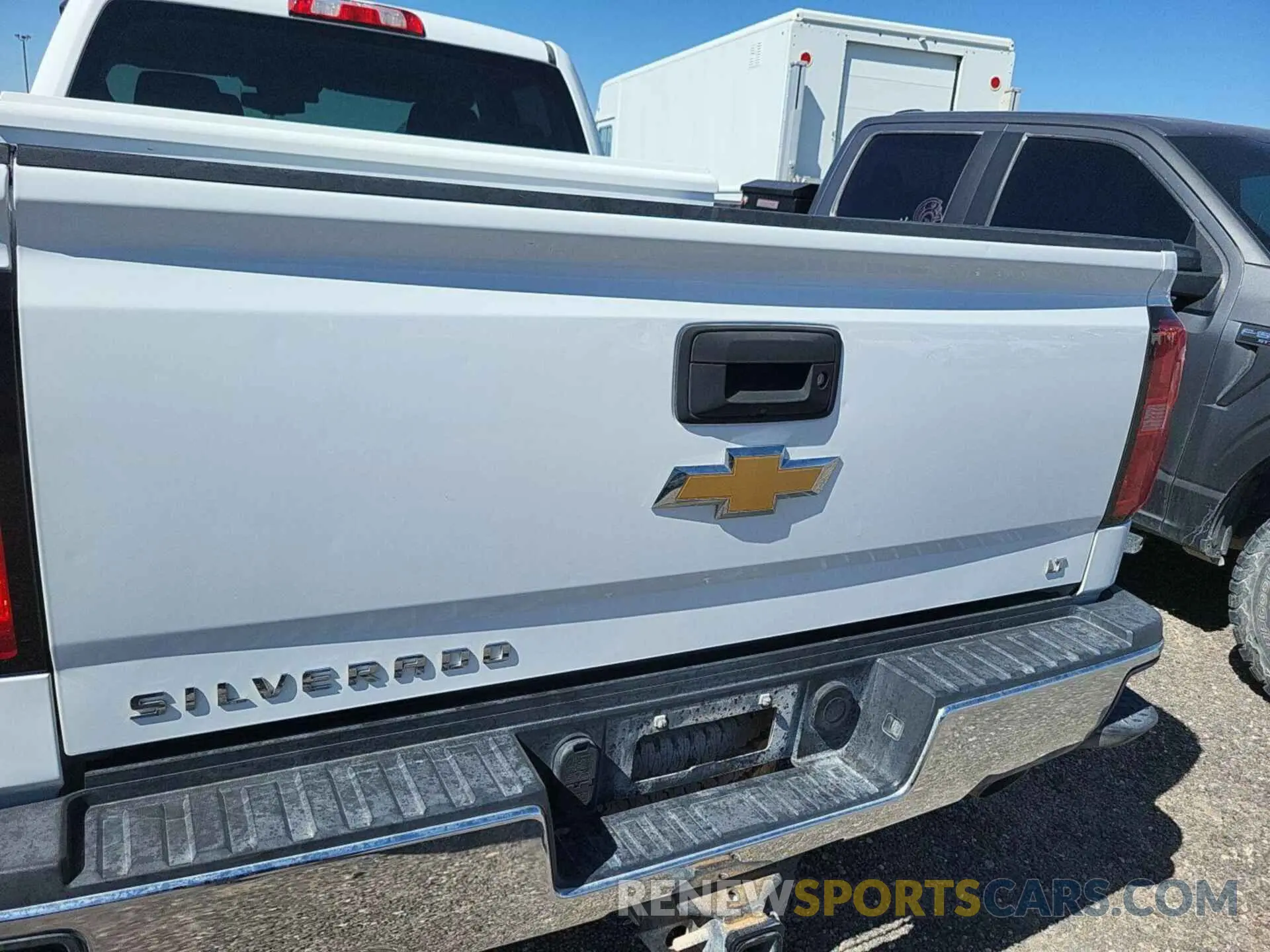 7 Фотография поврежденного автомобиля 2GC2KSEG0K1209833 CHEVROLET SILVERADO 2019