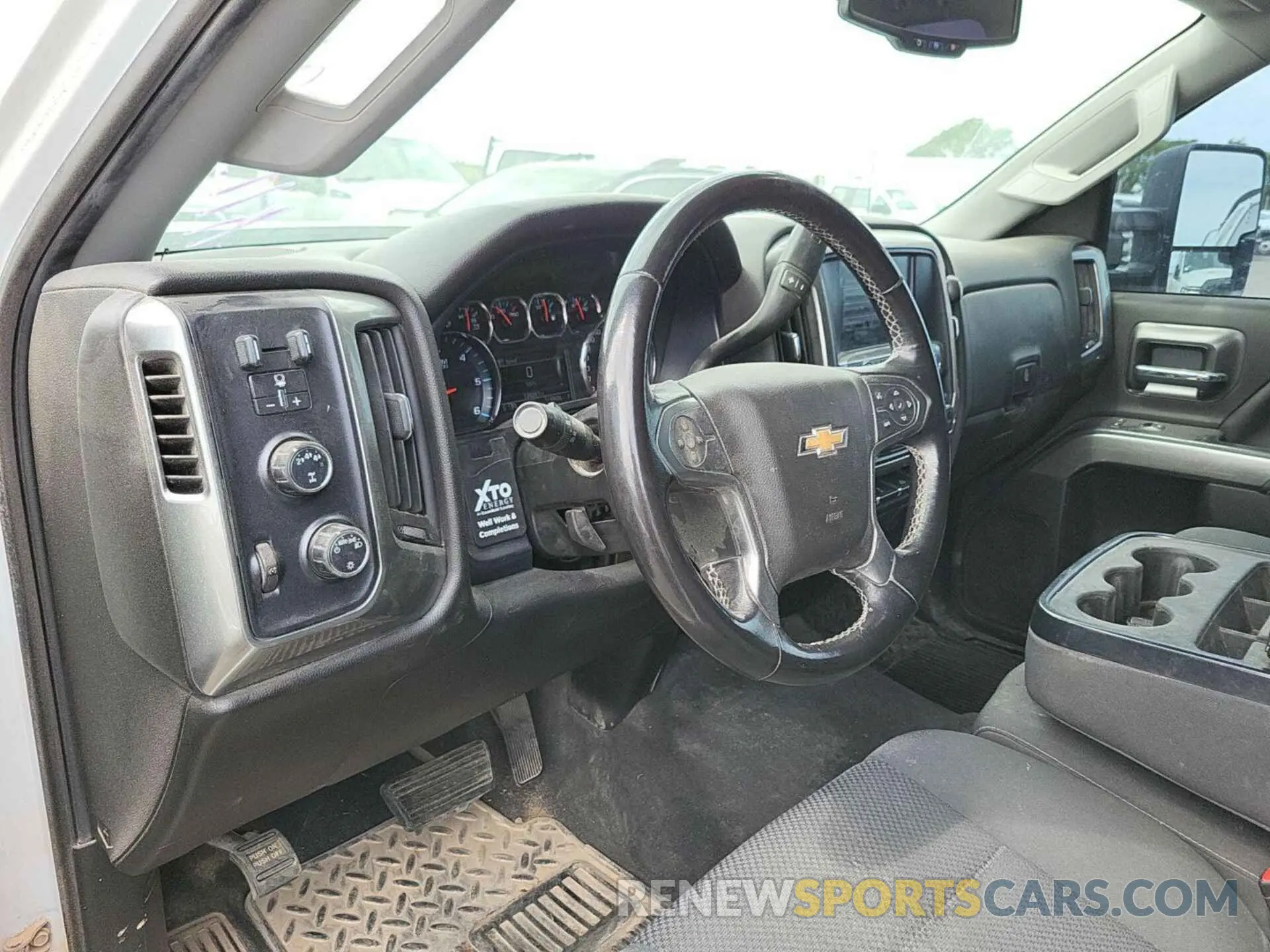 1 Фотография поврежденного автомобиля 2GC2KSEG2K1159212 CHEVROLET SILVERADO 2019