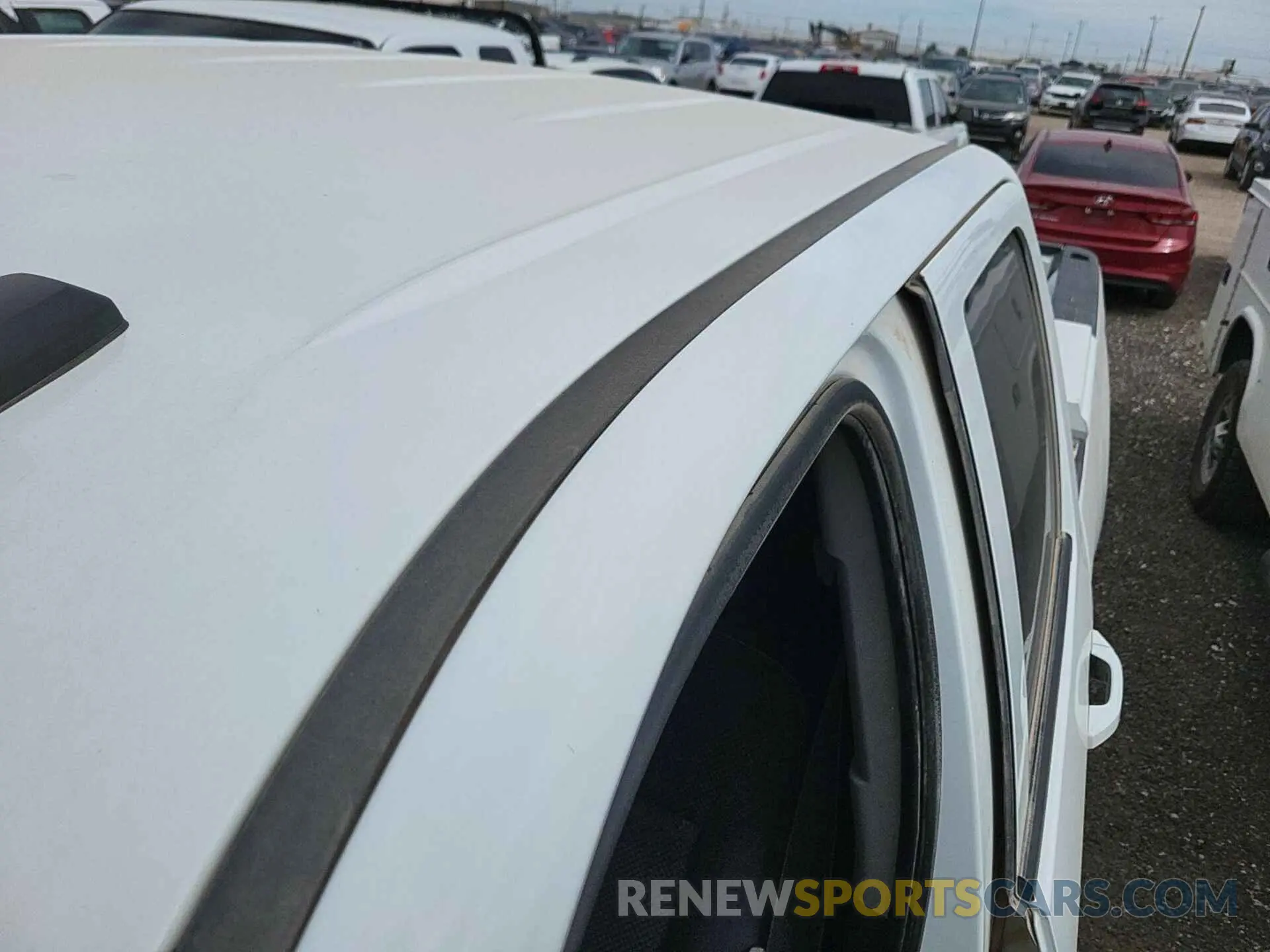 9 Фотография поврежденного автомобиля 2GC2KSEG2K1159212 CHEVROLET SILVERADO 2019