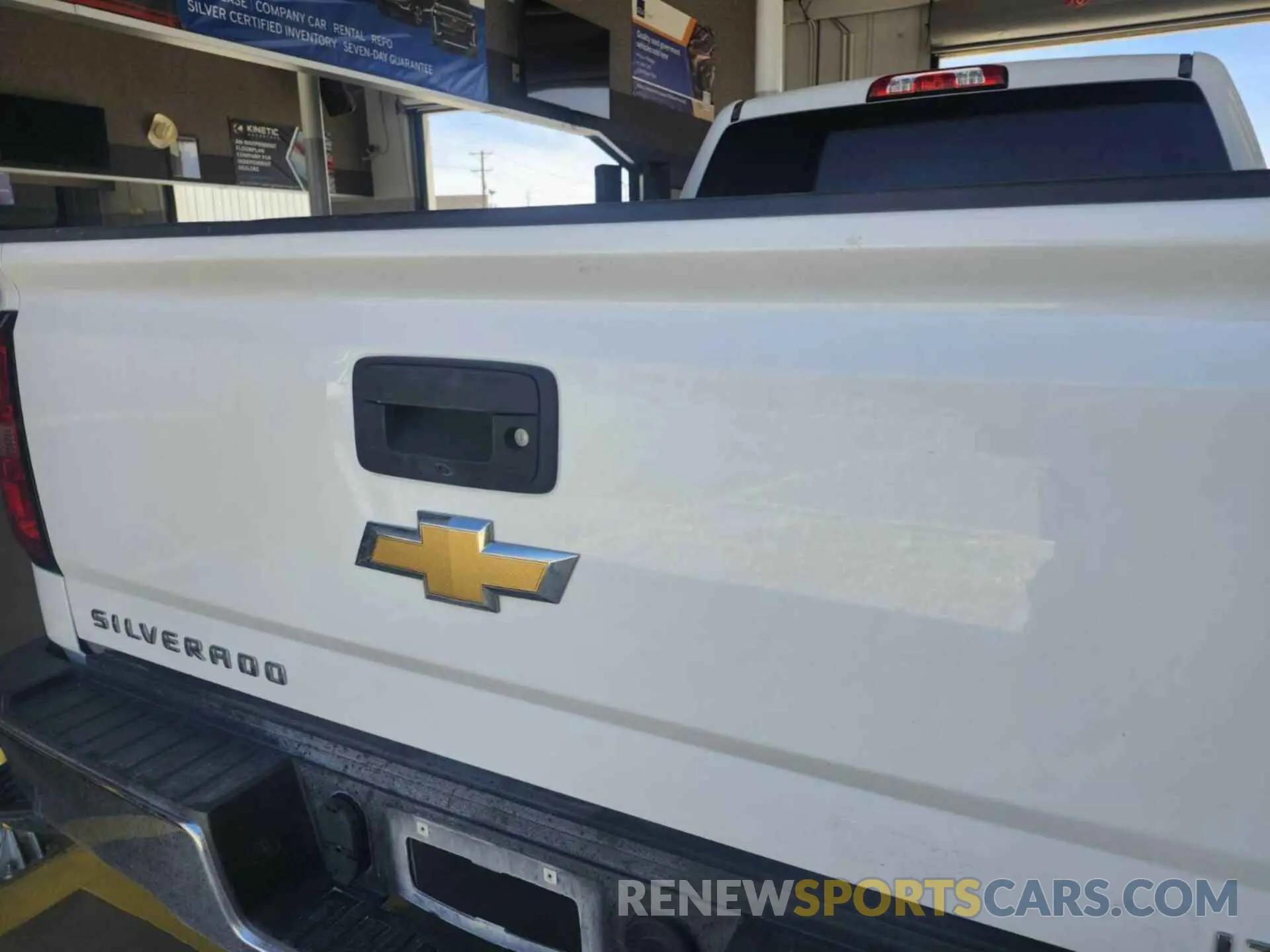 36 Photograph of a damaged car 2GC2KSEG4K1208880 CHEVROLET SILVERADO 2019
