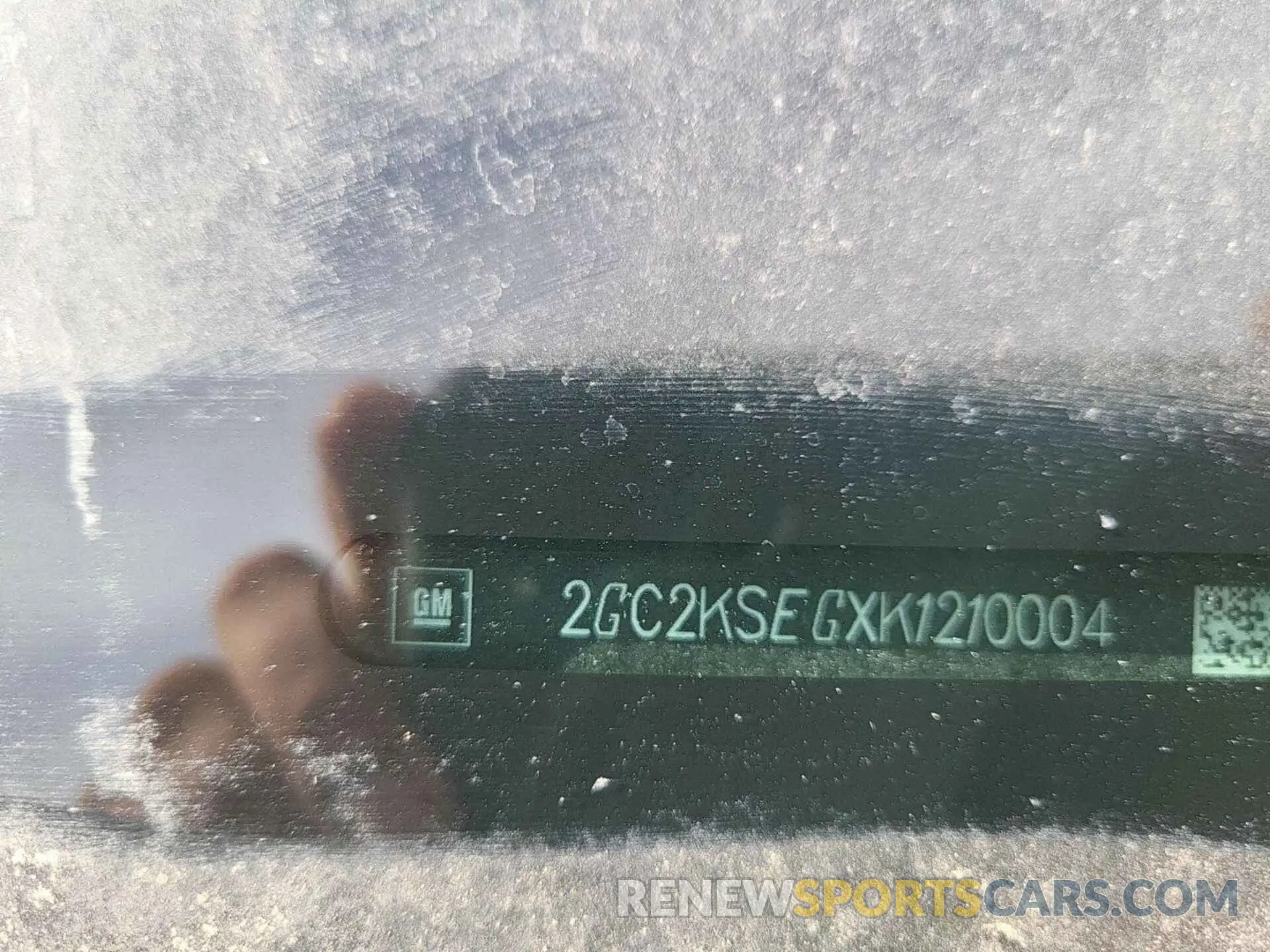 19 Photograph of a damaged car 2GC2KSEGXK1210004 CHEVROLET SILVERADO 2019