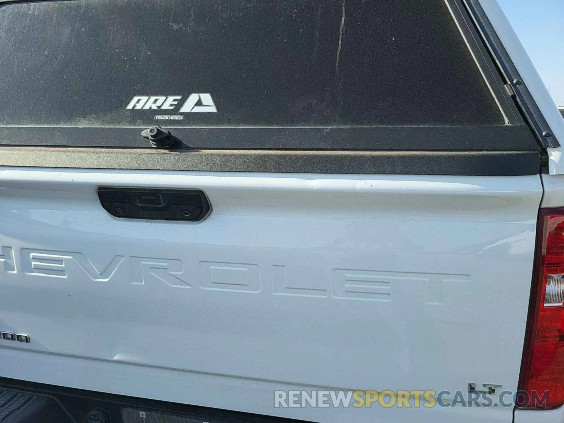 12 Фотография поврежденного автомобиля 1GC1YNE73LF199904 CHEVROLET SILVERADO 2020