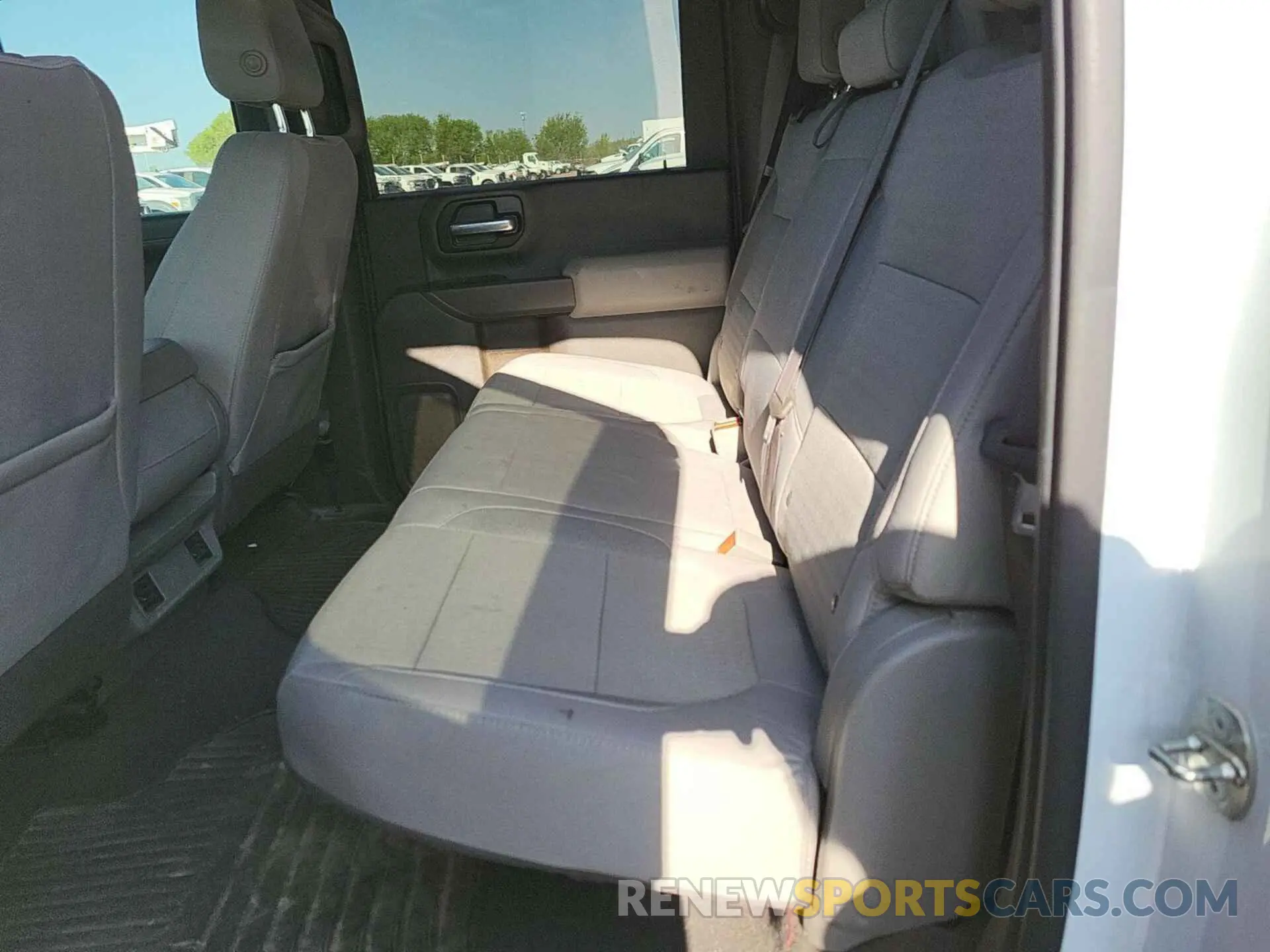 14 Фотография поврежденного автомобиля 1GC1YNE73LF199904 CHEVROLET SILVERADO 2020