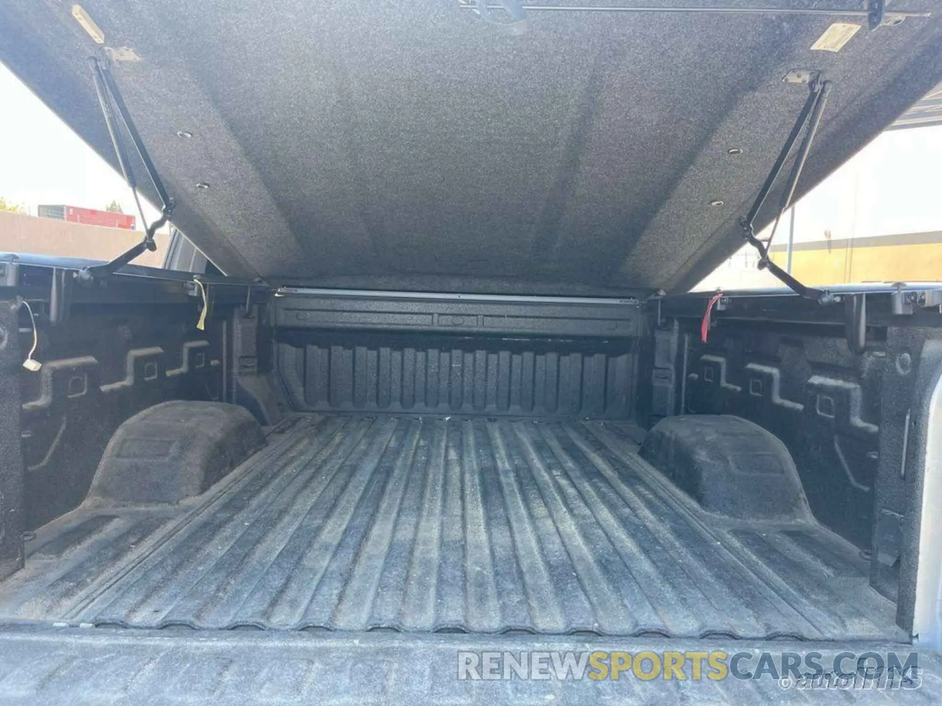 3 Photograph of a damaged car 1GC1YNE74LF199099 CHEVROLET SILVERADO 2020