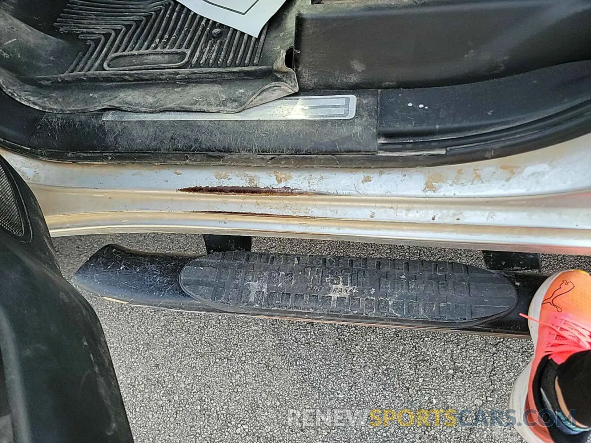 33 Photograph of a damaged car 1GC1YNE7XLF252744 CHEVROLET SILVERADO 2020