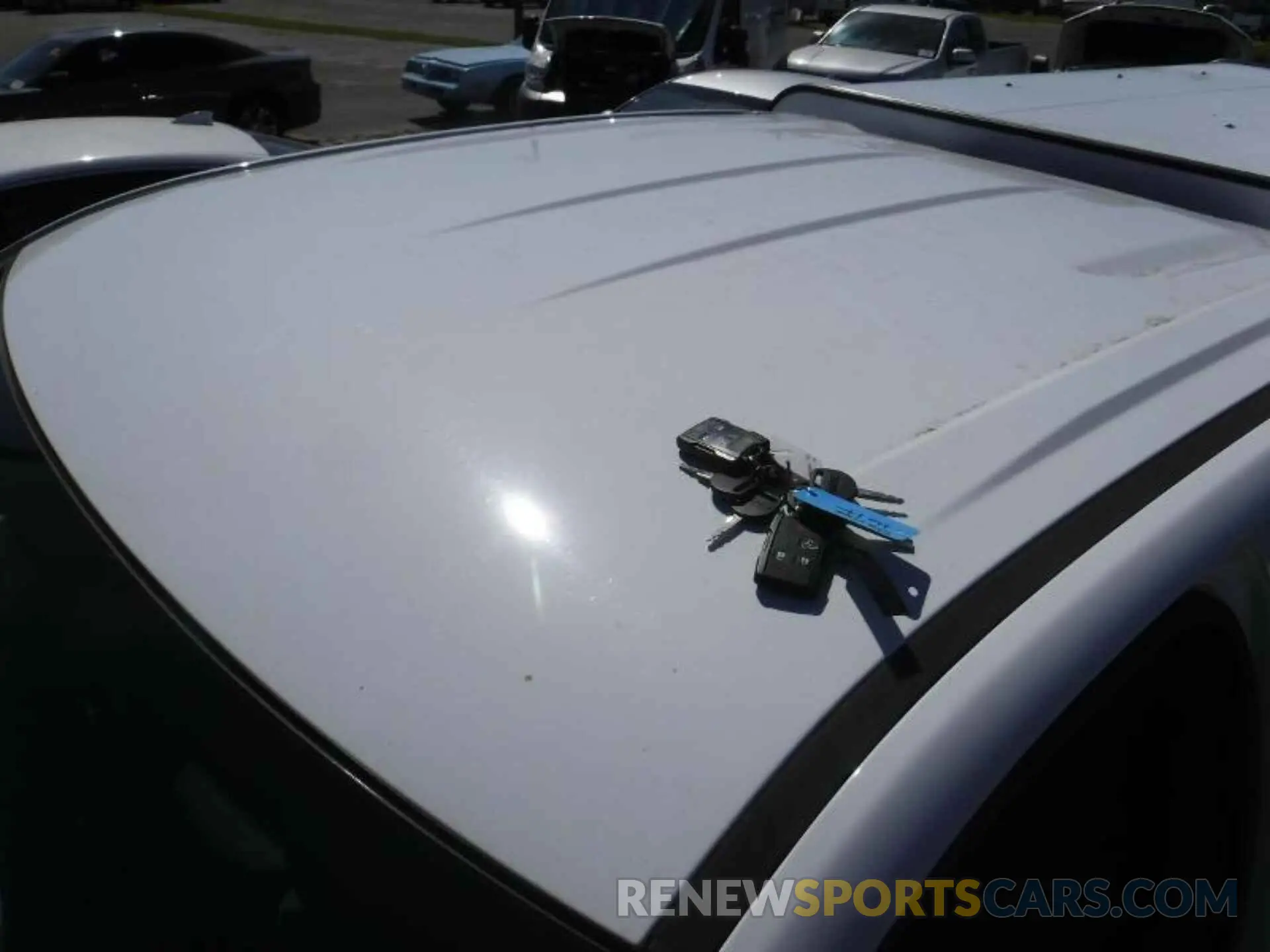 10 Фотография поврежденного автомобиля 1GC2YLE71LF268405 CHEVROLET SILVERADO 2020
