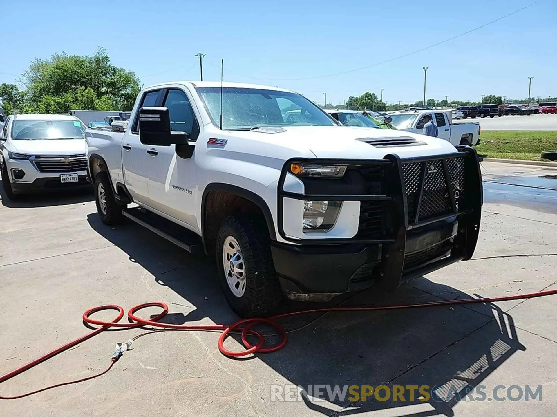 19 Photograph of a damaged car 1GC2YLE72LF233422 CHEVROLET SILVERADO 2020