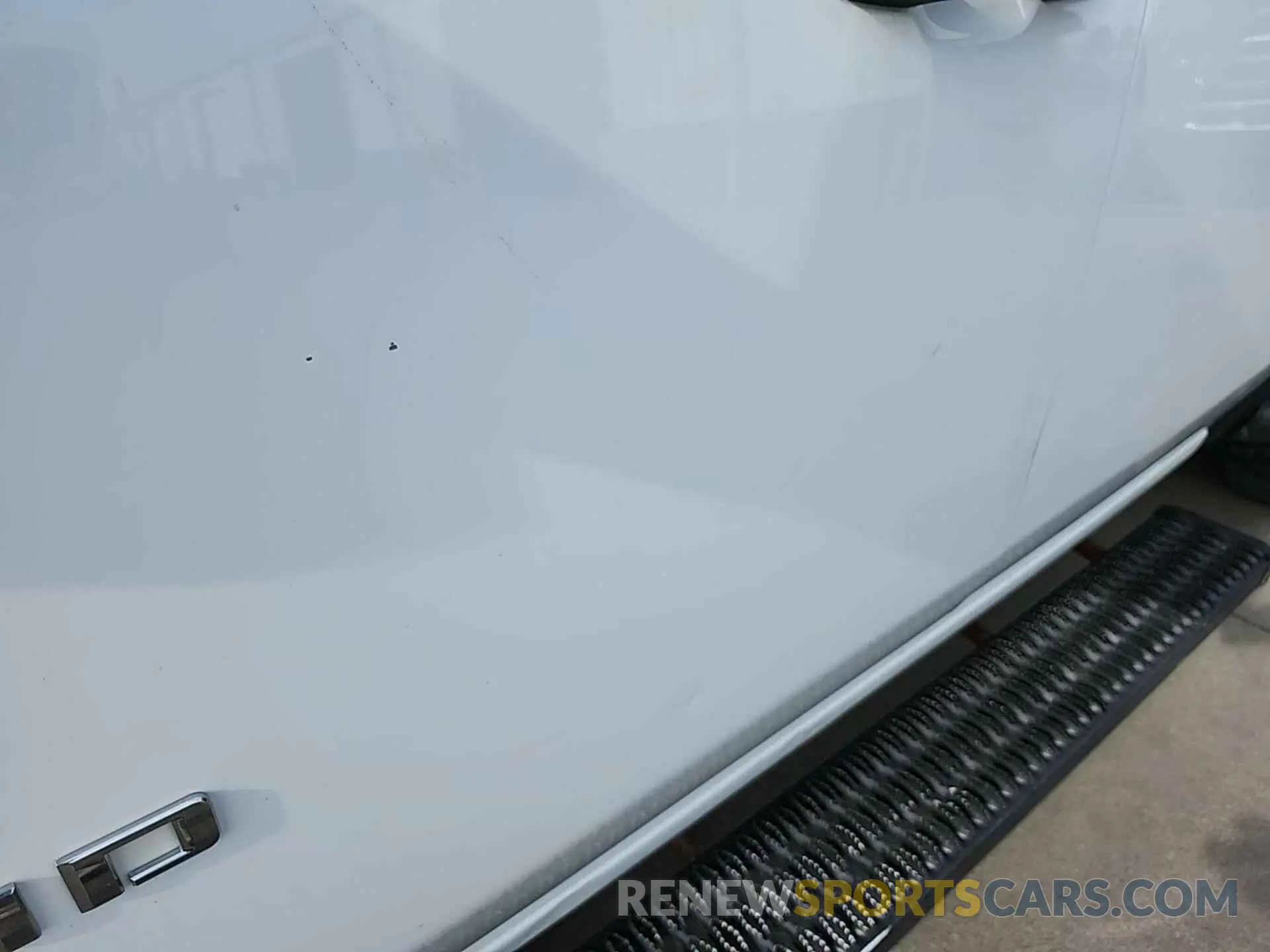 32 Фотография поврежденного автомобиля 1GC2YLE76LF233469 CHEVROLET SILVERADO 2020