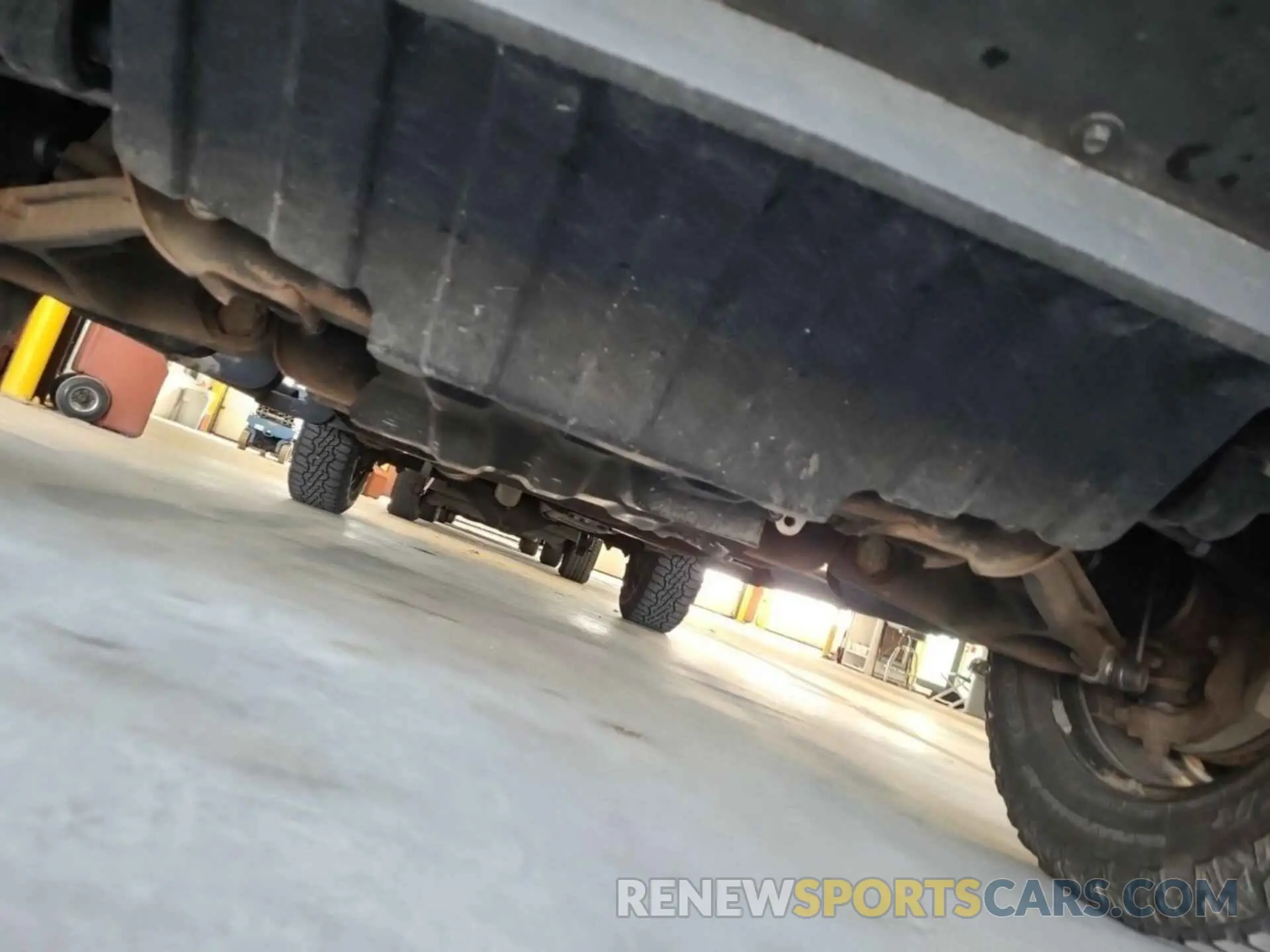 26 Photograph of a damaged car 1GC2YLE76LF282526 CHEVROLET SILVERADO 2020