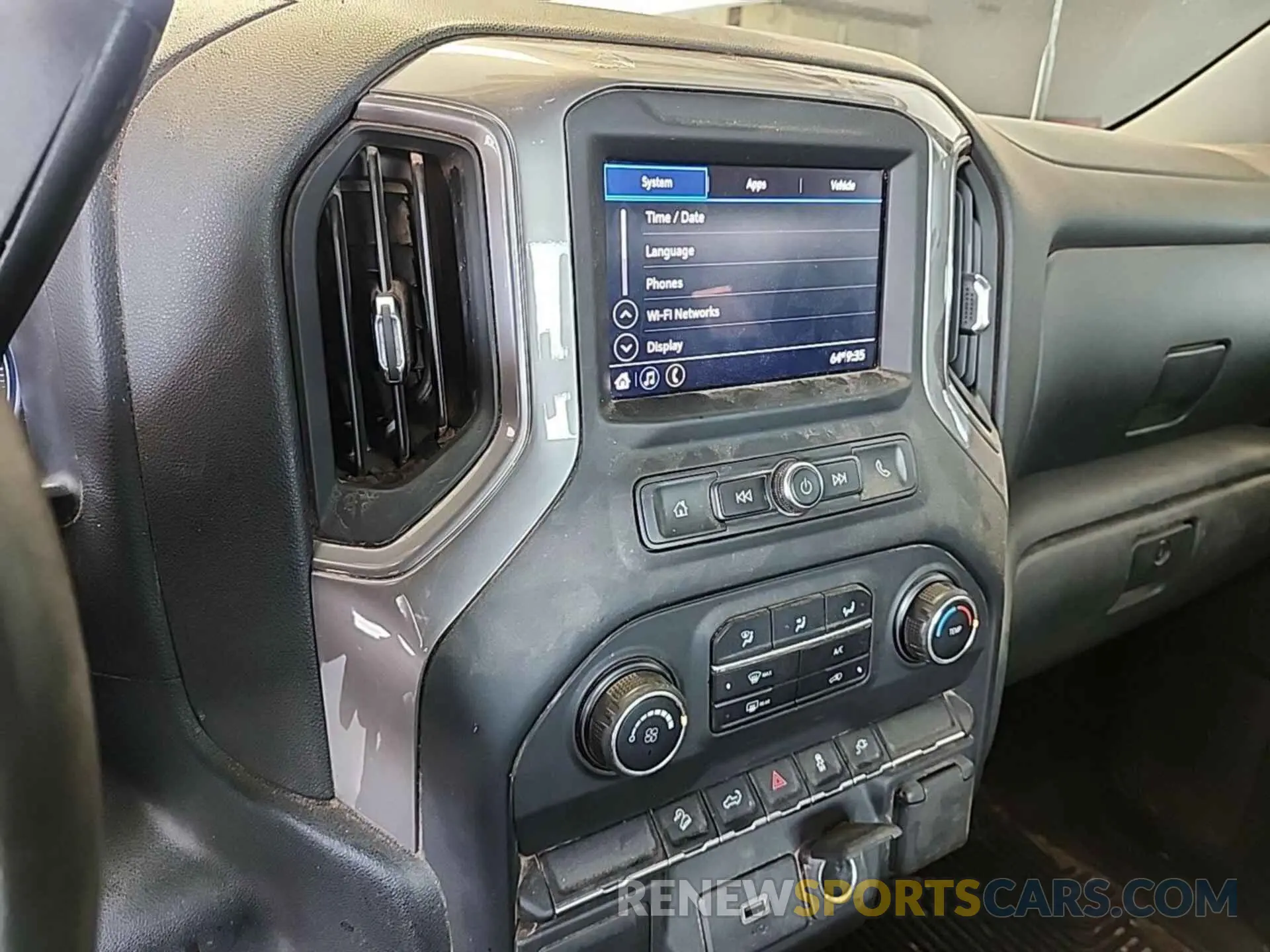 11 Фотография поврежденного автомобиля 1GC2YLE78LF250872 CHEVROLET SILVERADO 2020