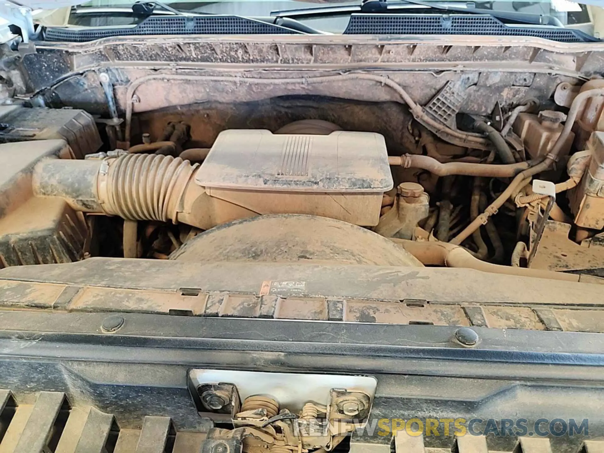 34 Фотография поврежденного автомобиля 1GC2YLE78LF250872 CHEVROLET SILVERADO 2020