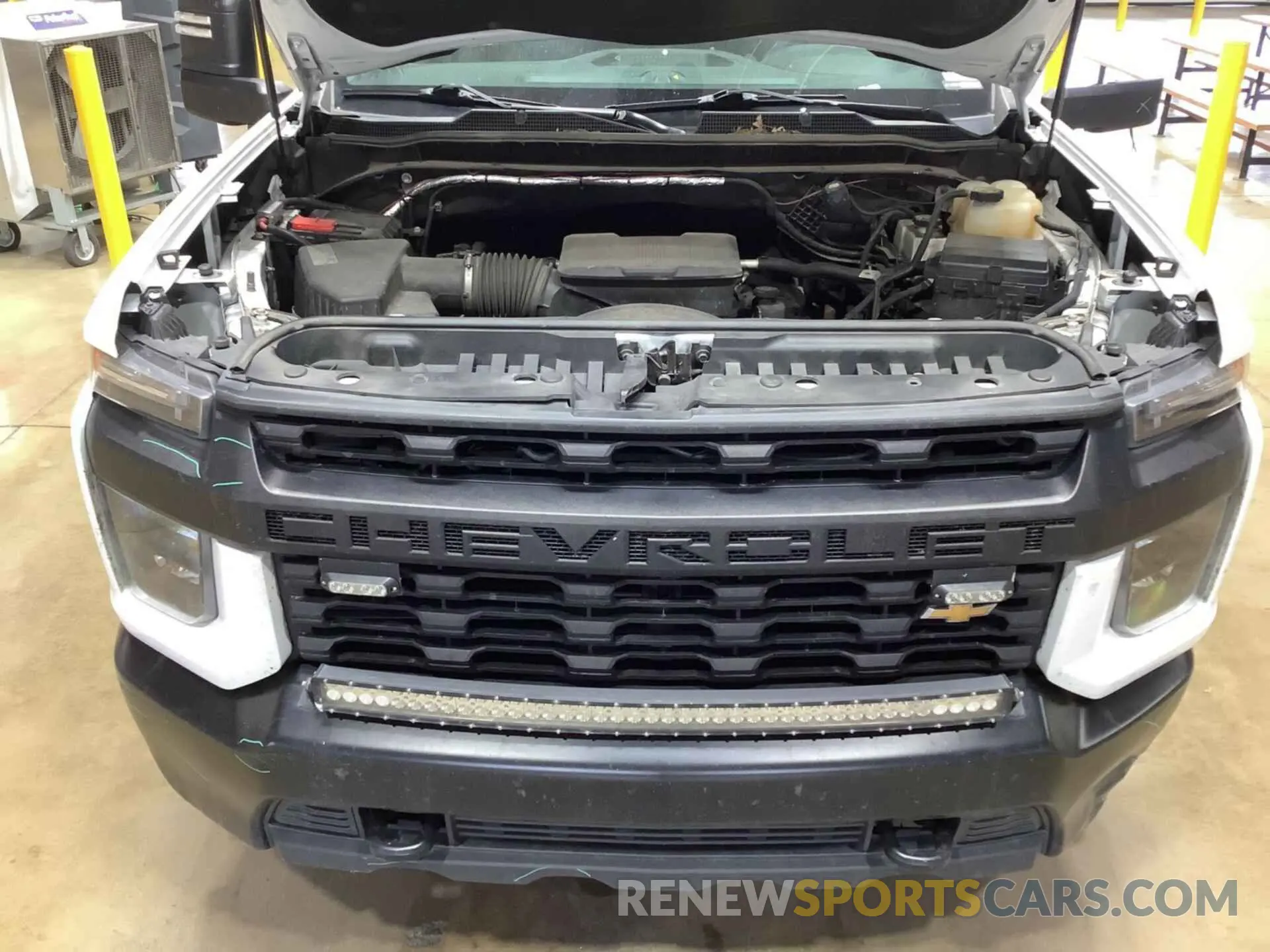 22 Photograph of a damaged car 1GC2YLE79LF265820 CHEVROLET SILVERADO 2020