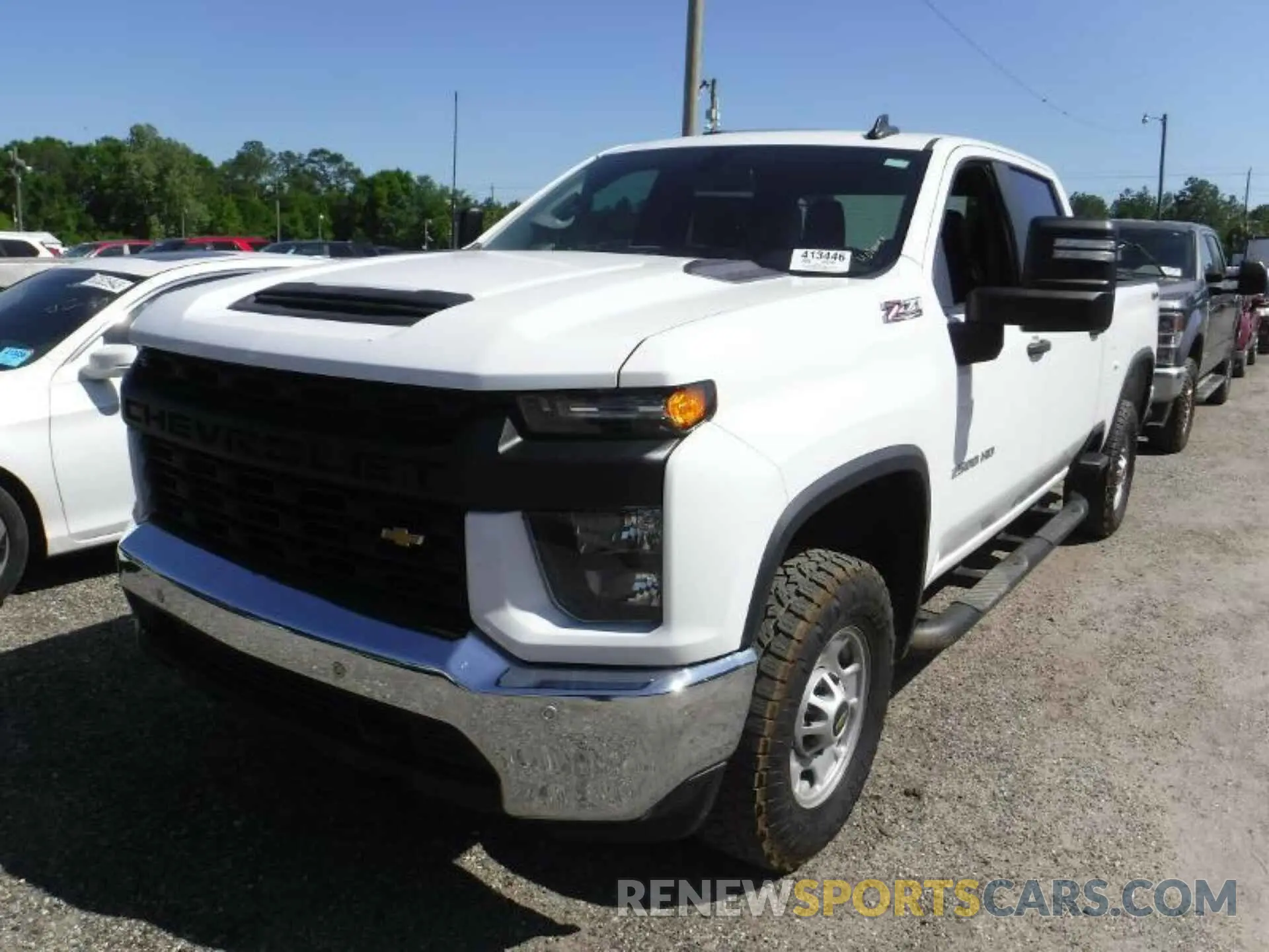 17 Photograph of a damaged car 1GC4YLE73LF268141 CHEVROLET SILVERADO 2020