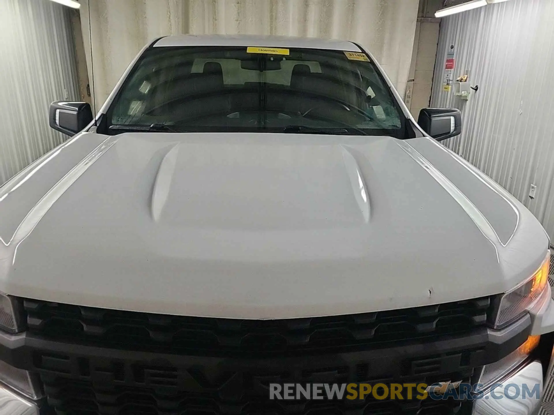 28 Фотография поврежденного автомобиля 1GCPYAEH0LZ268851 CHEVROLET SILVERADO 2020