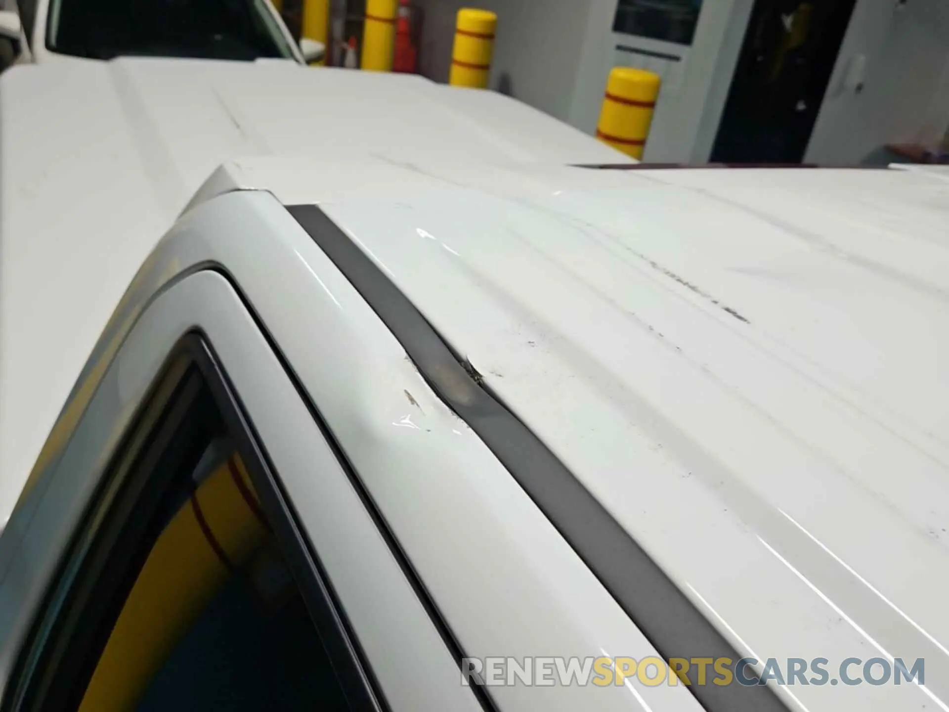 44 Фотография поврежденного автомобиля 1GCPYAEH0LZ268851 CHEVROLET SILVERADO 2020