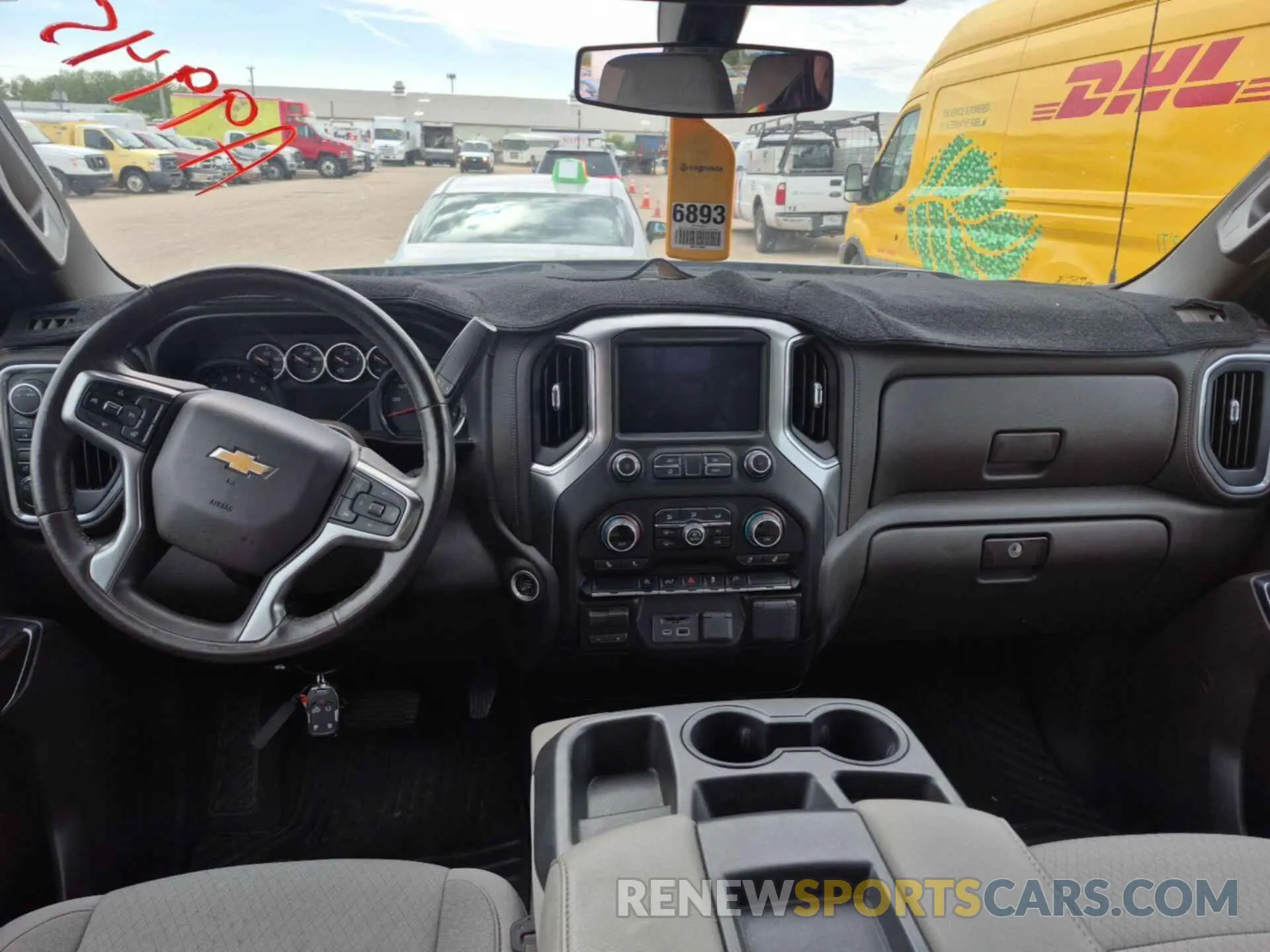 4 Photograph of a damaged car 1GCRYDED5LZ165111 CHEVROLET SILVERADO 2020