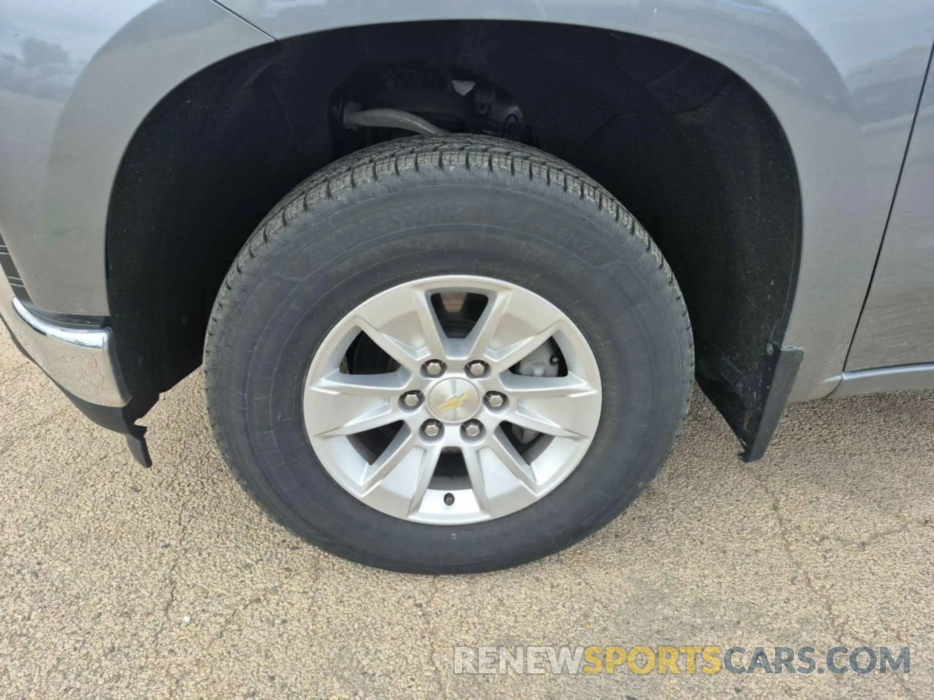 8 Photograph of a damaged car 1GCRYDED5LZ165111 CHEVROLET SILVERADO 2020