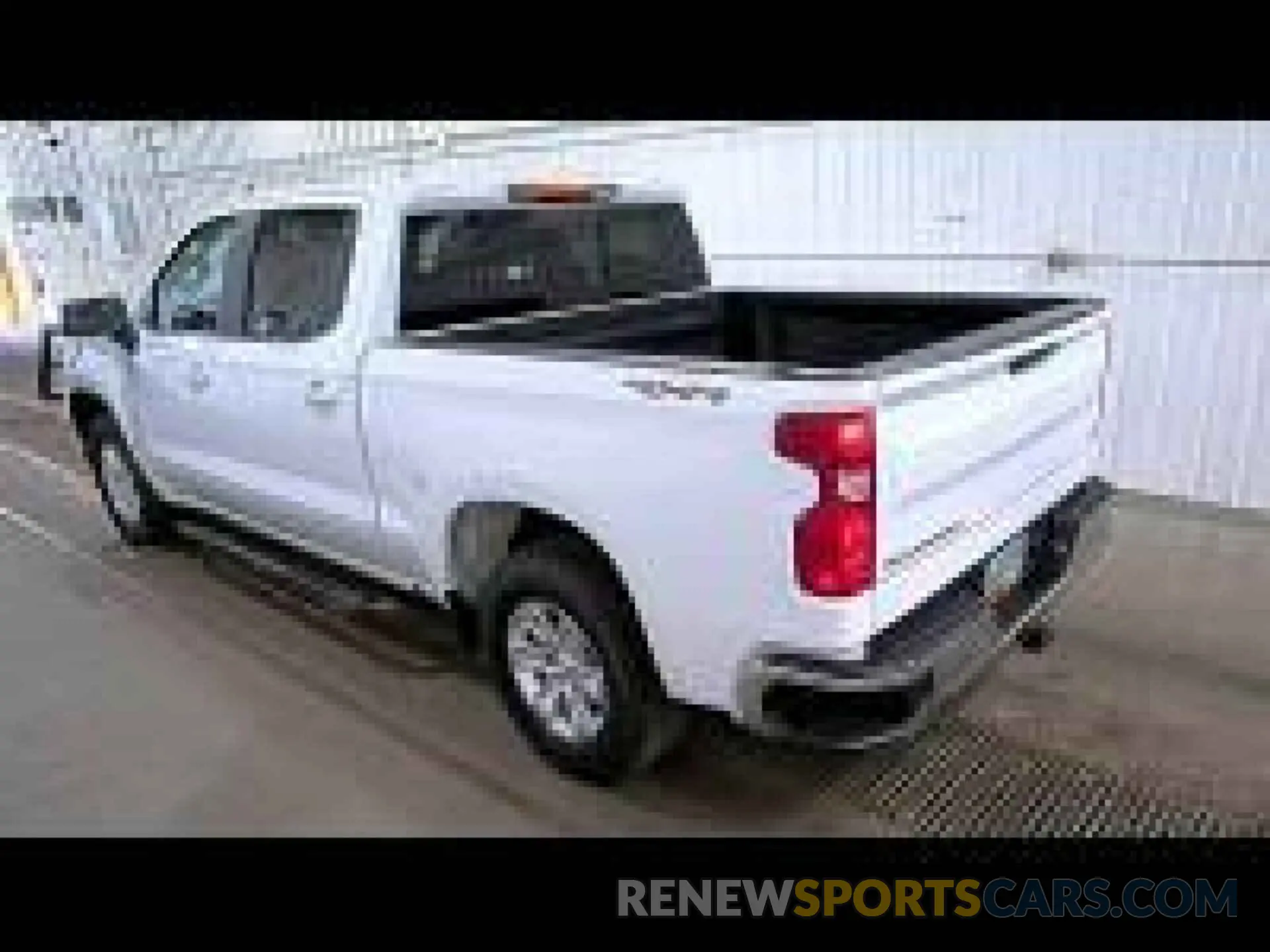 29 Photograph of a damaged car 1GCUYDED7LZ103350 CHEVROLET SILVERADO 2020