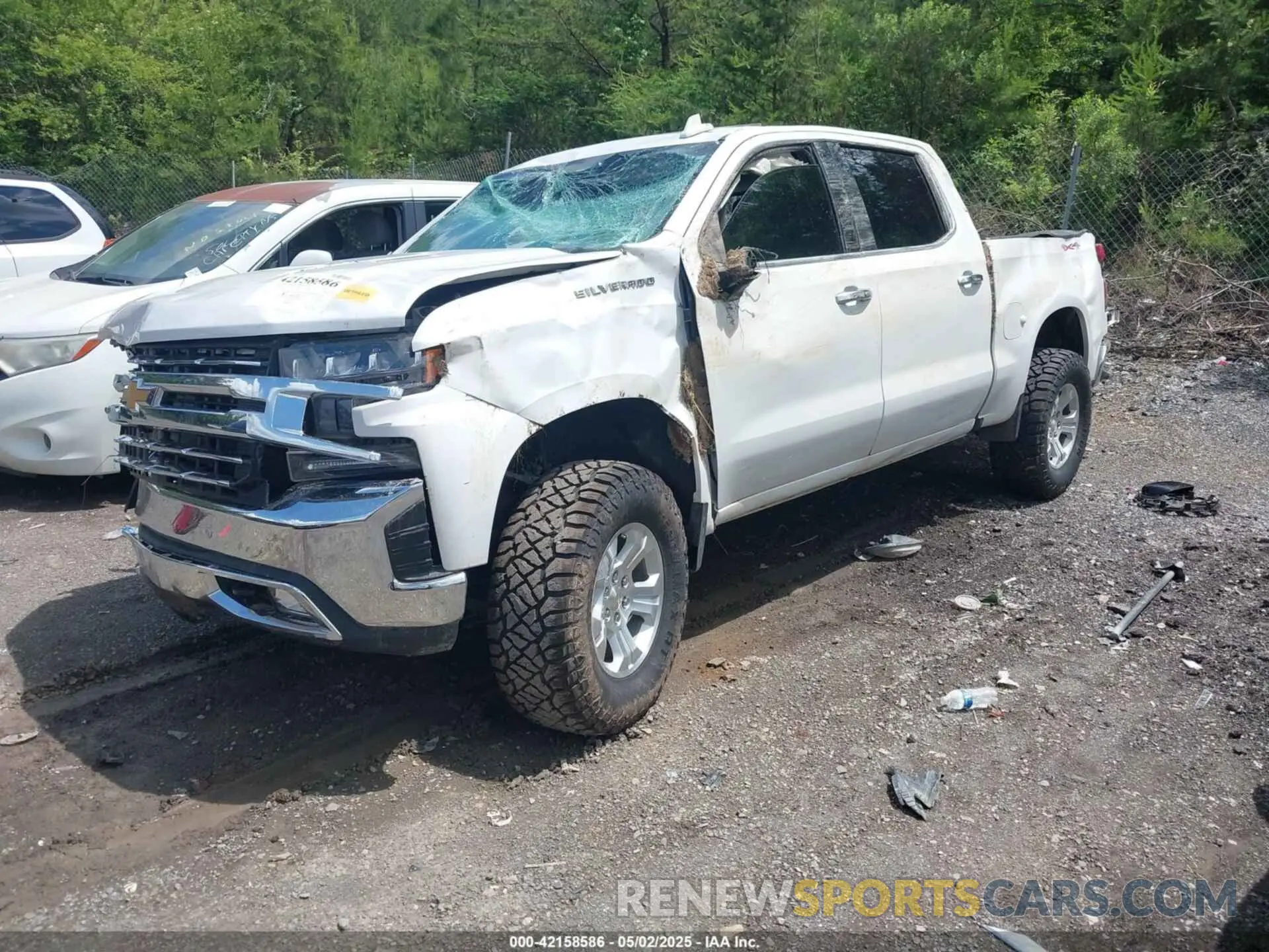 2 Photograph of a damaged car 1GCUYGEL6LZ281209 CHEVROLET SILVERADO 2020