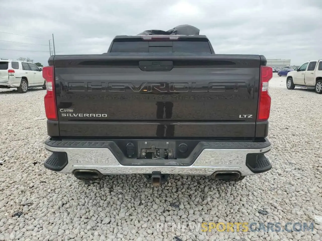 6 Фотография поврежденного автомобиля 3GCUYGED6LG301127 CHEVROLET SILVERADO 2020