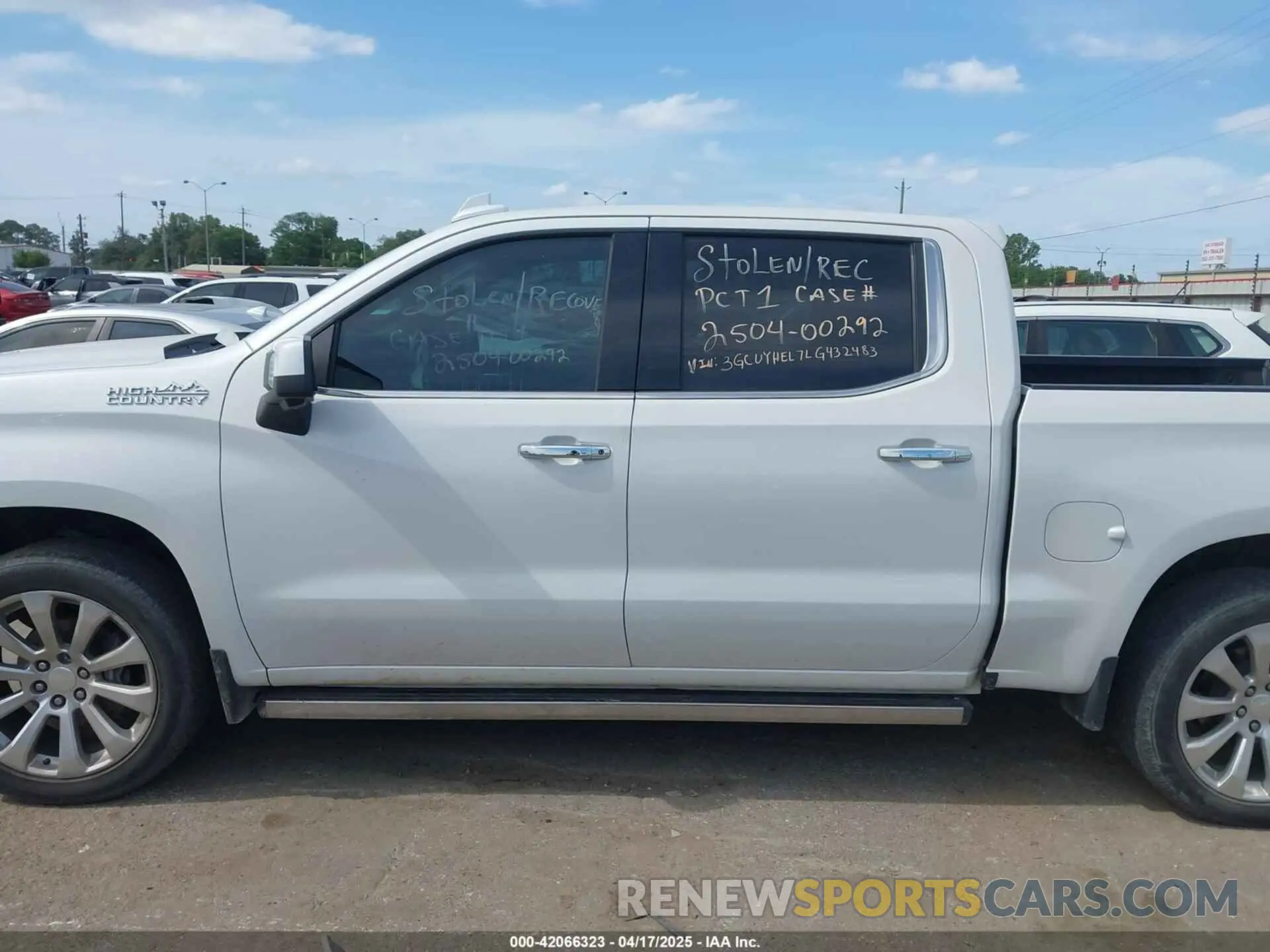 14 Photograph of a damaged car 3GCUYHEL7LG396701 CHEVROLET SILVERADO 2020