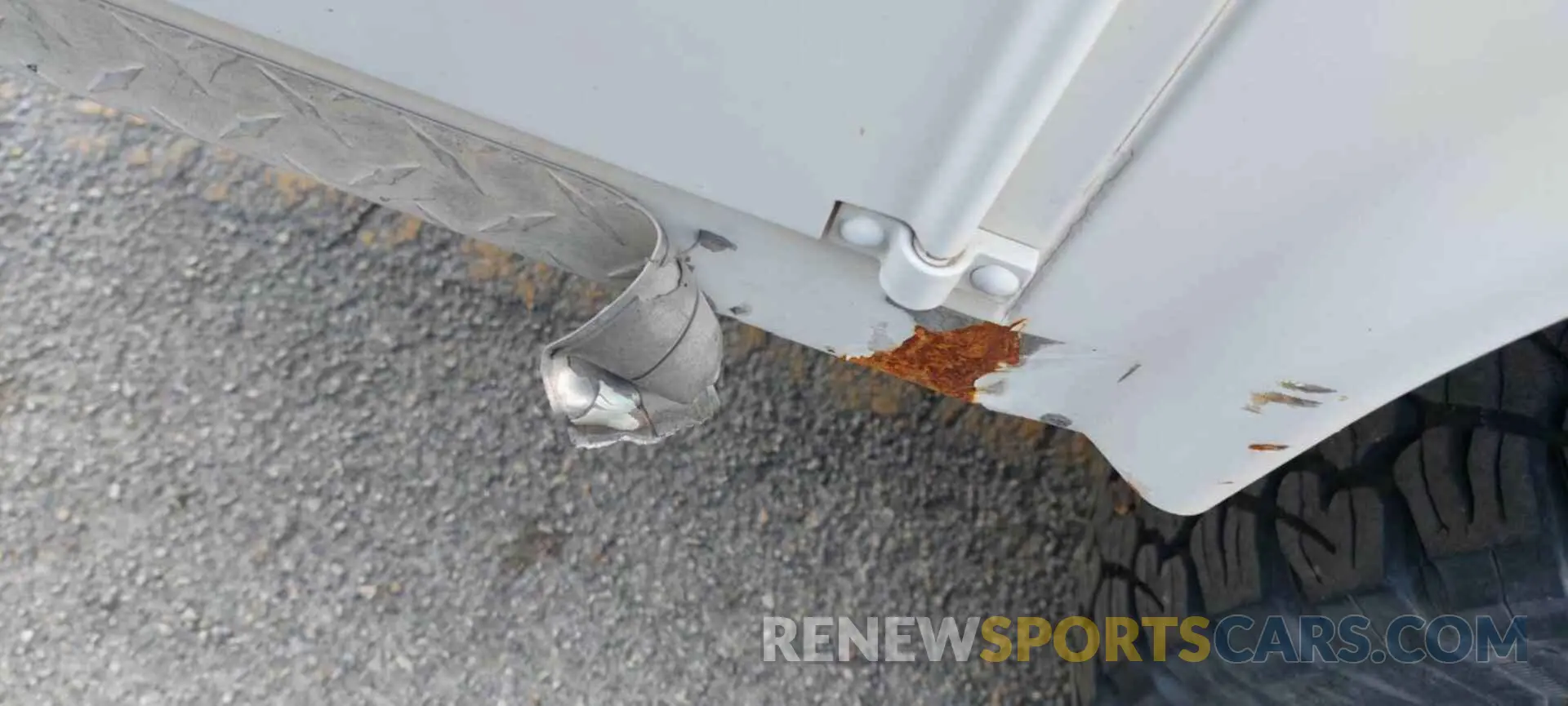 8 Photograph of a damaged car 1GB5YLE70MF188256 CHEVROLET SILVERADO 2021