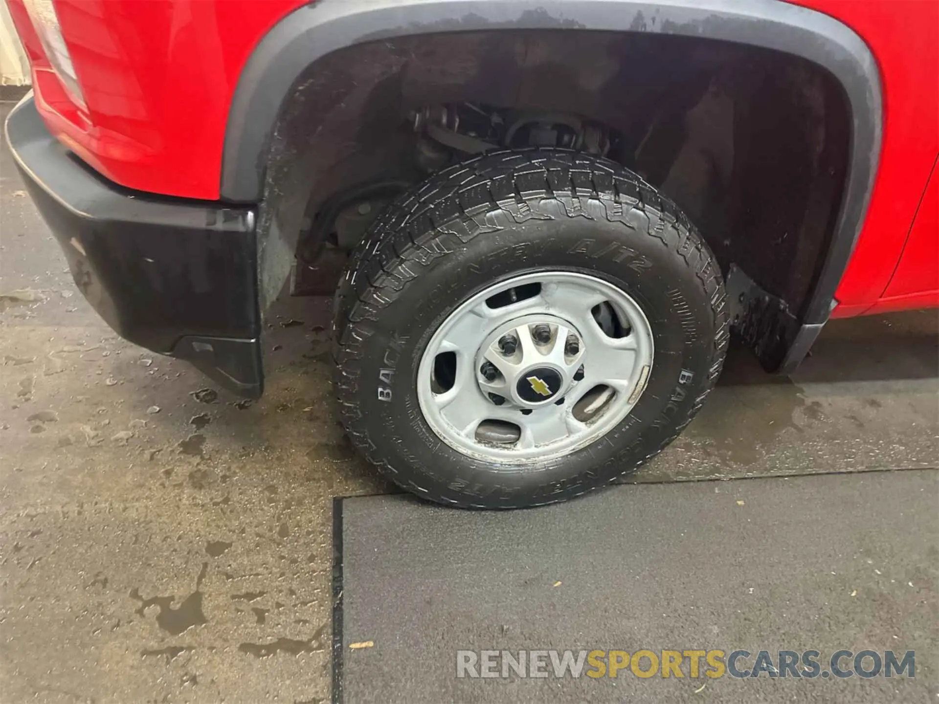 34 Фотография поврежденного автомобиля 1GC2WLE78MF237871 CHEVROLET SILVERADO 2021
