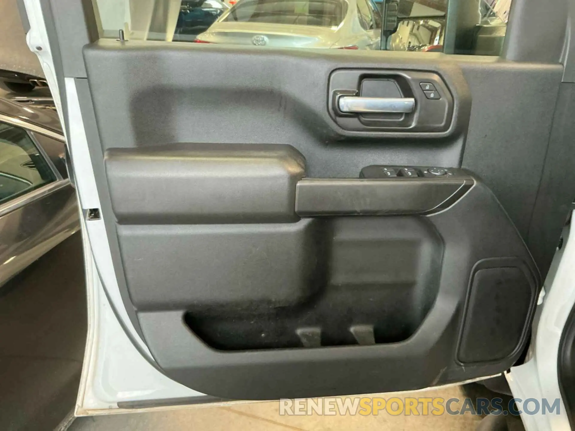 20 Фотография поврежденного автомобиля 1GC2YLE75MF141044 CHEVROLET SILVERADO 2021