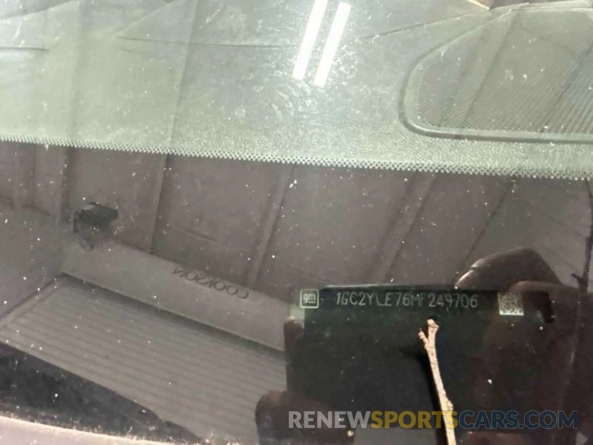 19 Photograph of a damaged car 1GC2YLE76MF249706 CHEVROLET SILVERADO 2021