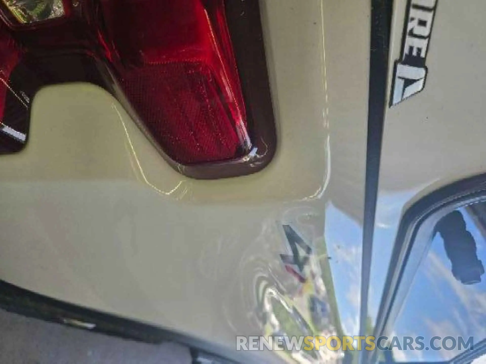 7 Photograph of a damaged car 1GC2YLE76MF249706 CHEVROLET SILVERADO 2021