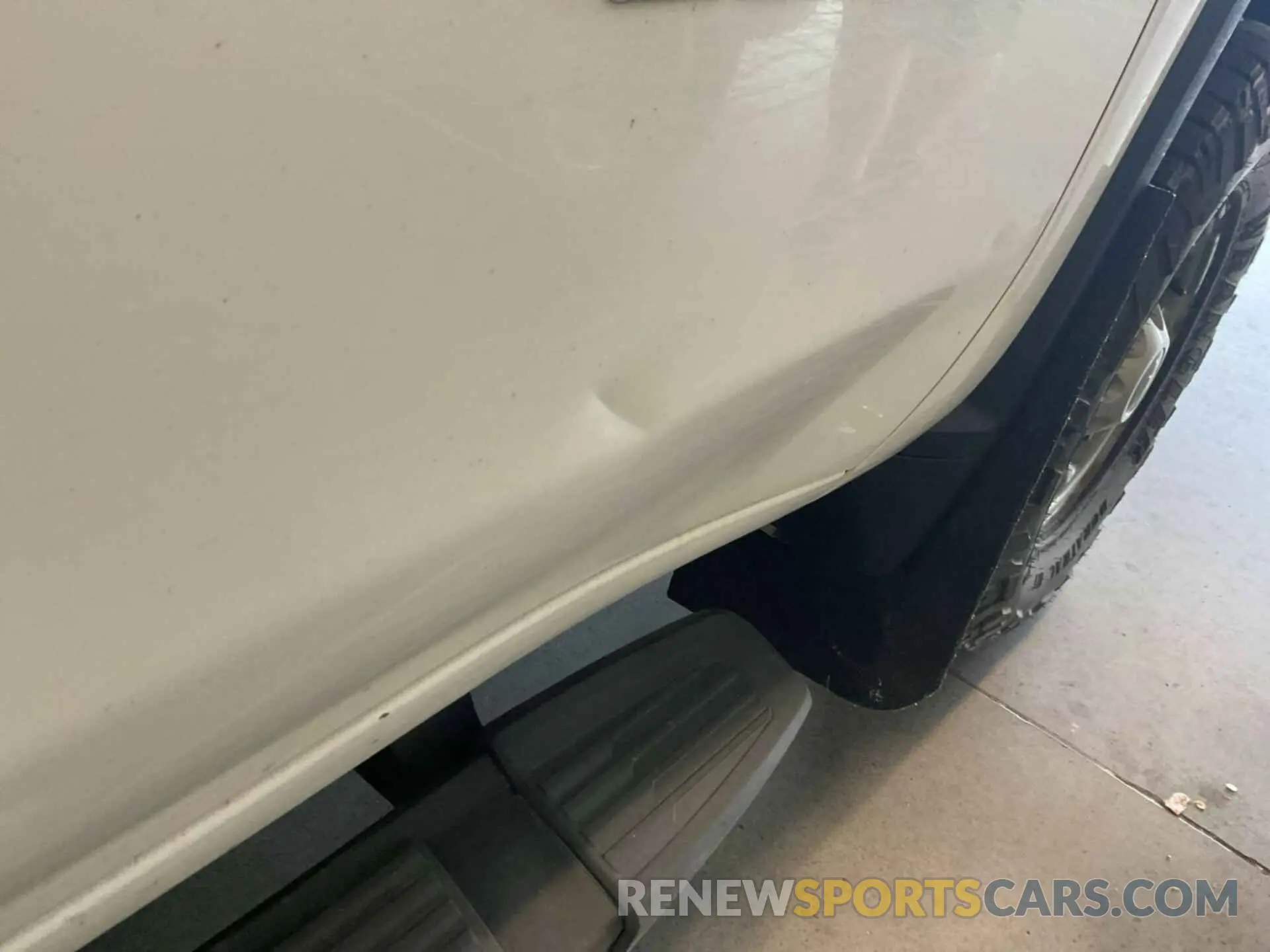 2 Photograph of a damaged car 1GC5YLE75MF280006 CHEVROLET SILVERADO 2021