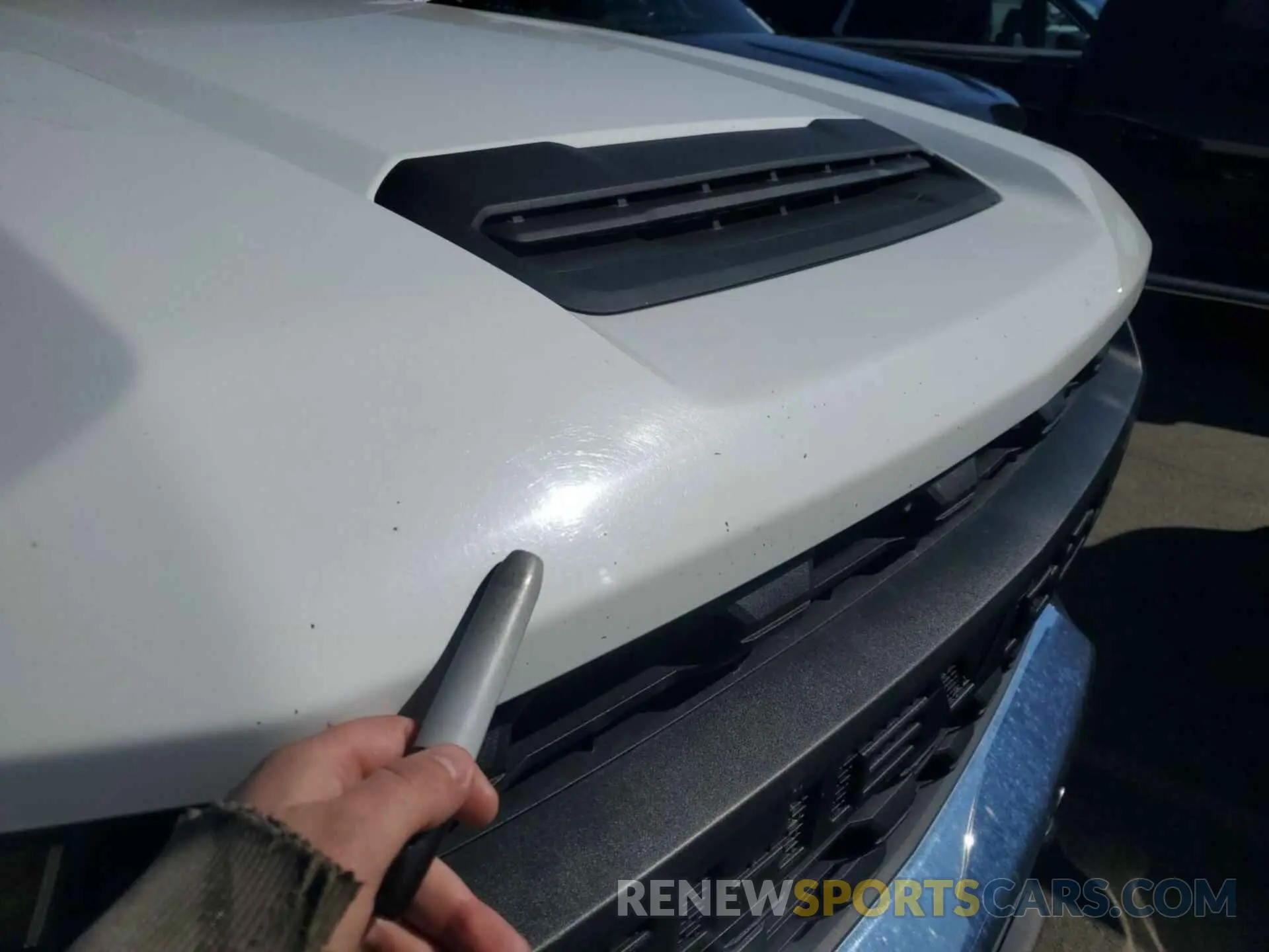 18 Photograph of a damaged car 1GC5YSEY4MF283756 CHEVROLET SILVERADO 2021